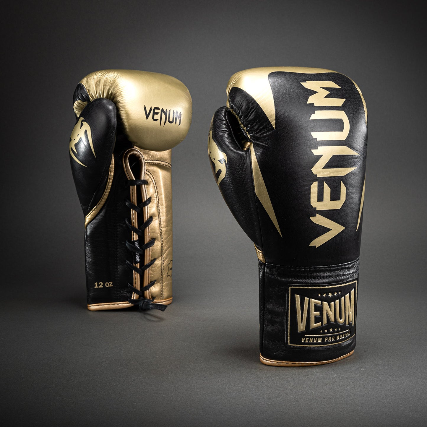 Guantoni da boxe professionali Venum Hammer con lacci - Nero/Oro