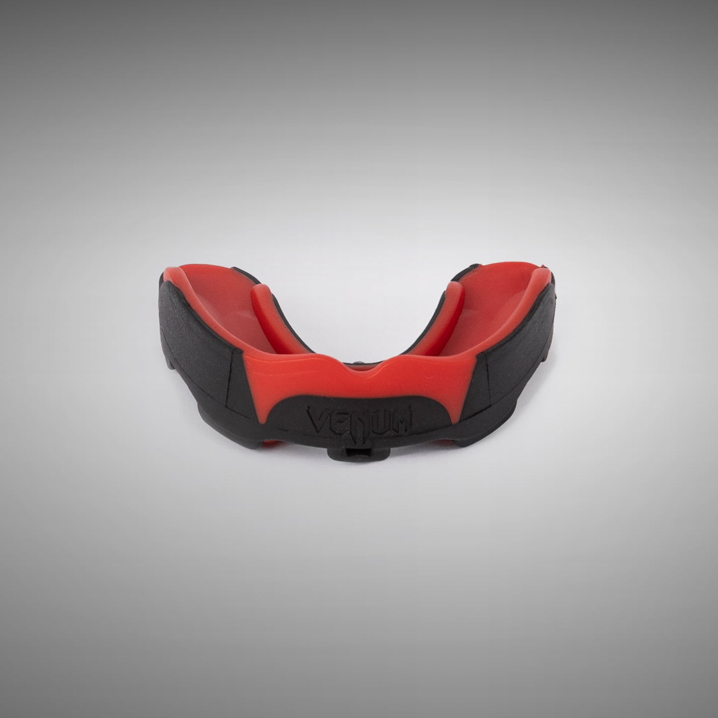Venum Predator Paradenti – Con Cinghia/Senza Cinghia – Nero/Rosso