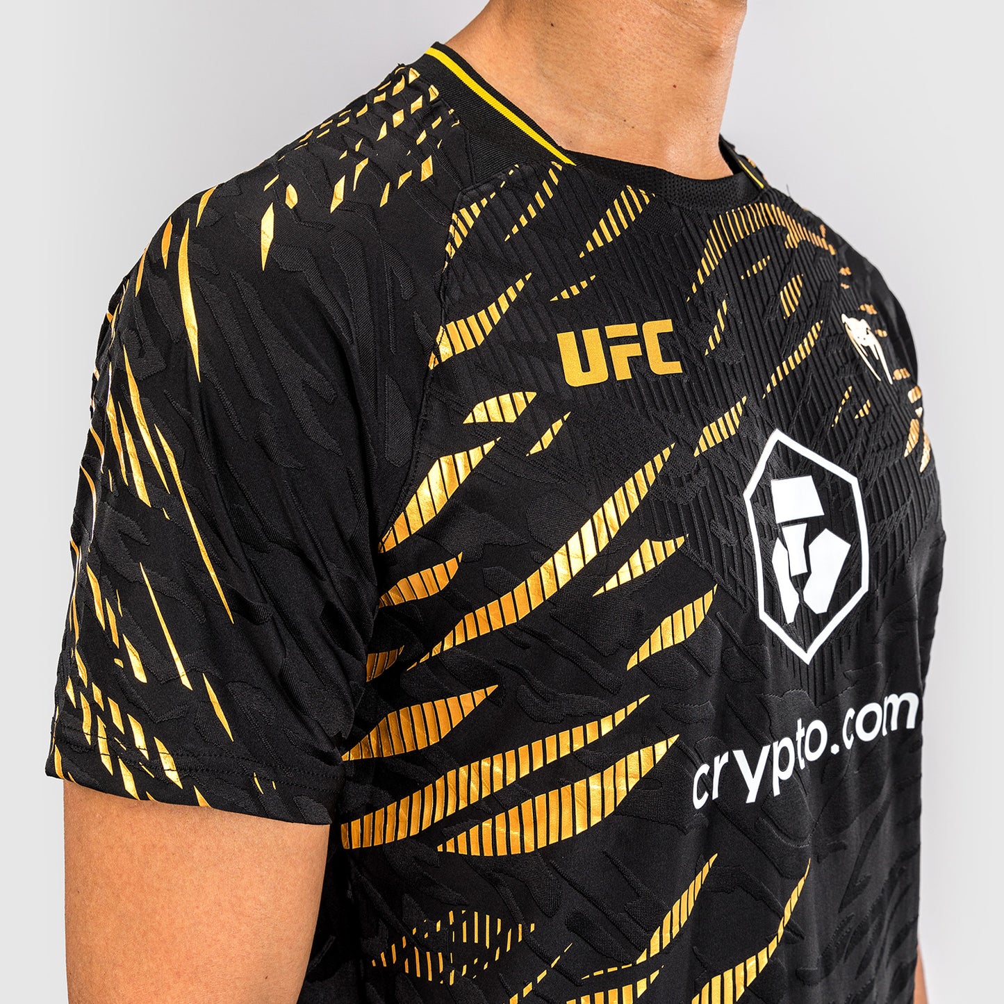 UFC Fusion by Venum Personalizzati Authentic Fight Night Maglietta Dry Tech per Uomo - Campione