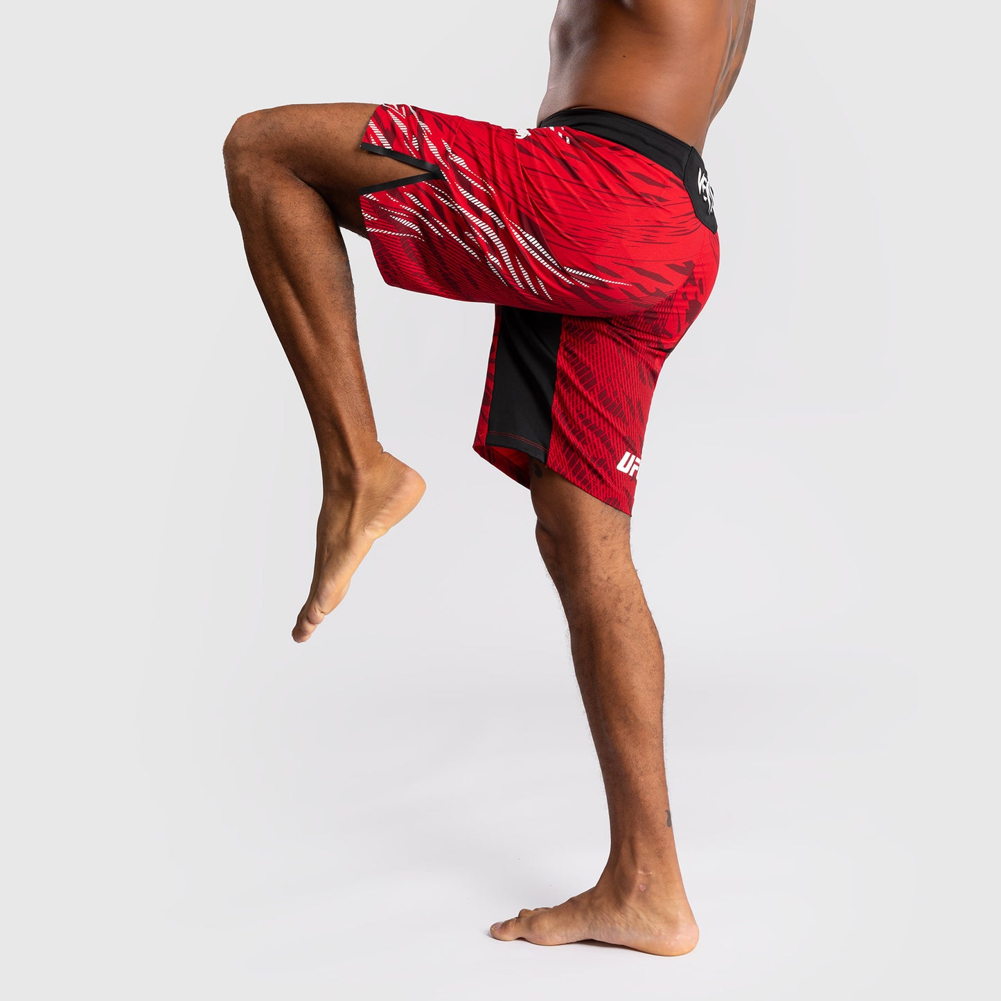 UFC Fusion by Venum Personalizzati Authentic Fight Night Shorts da Lotta per Uomo - Fit Largo - Rosso