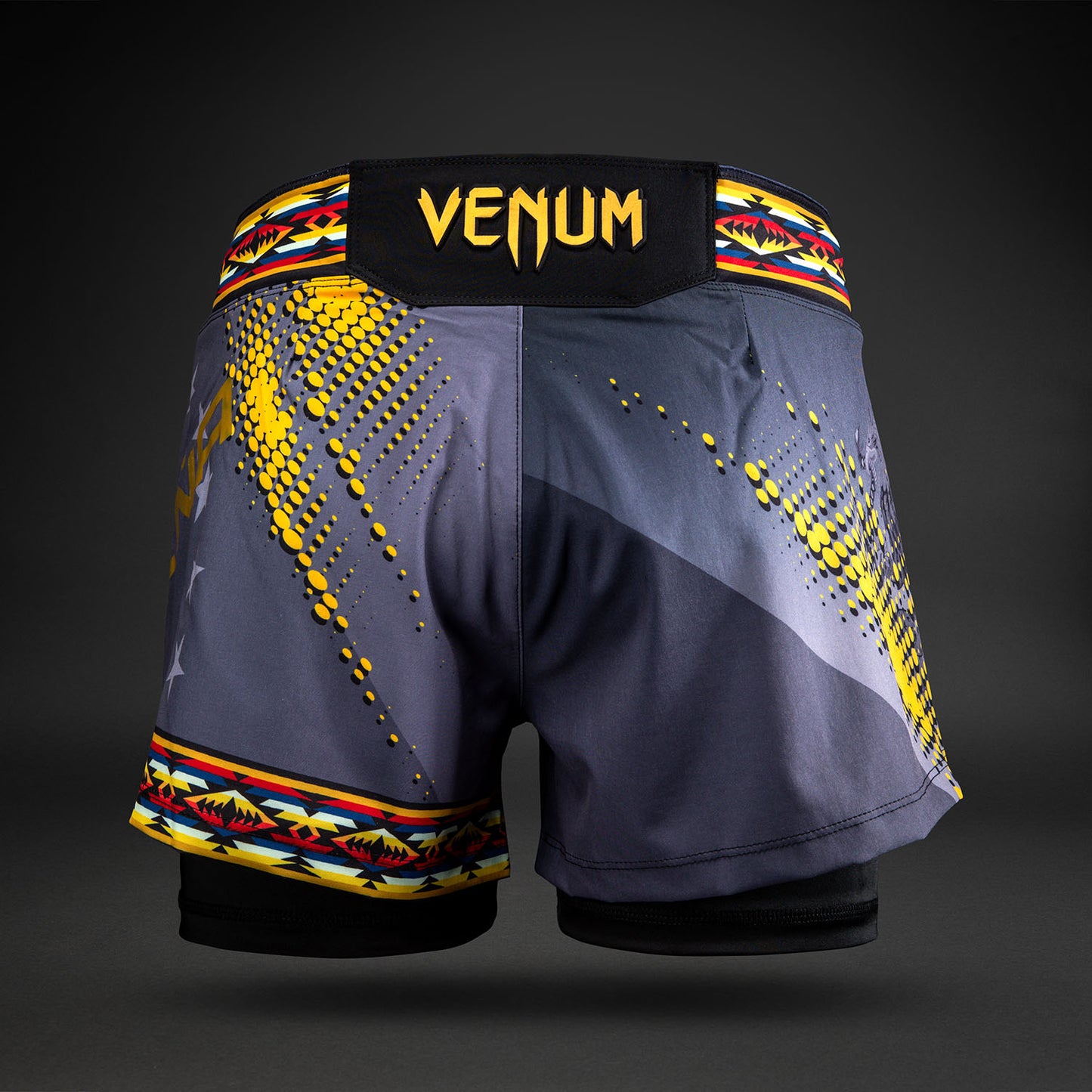 UFC Unrivaled by Venum Julianna Peña Pantaloncini corti da combattimento da donna - Nero