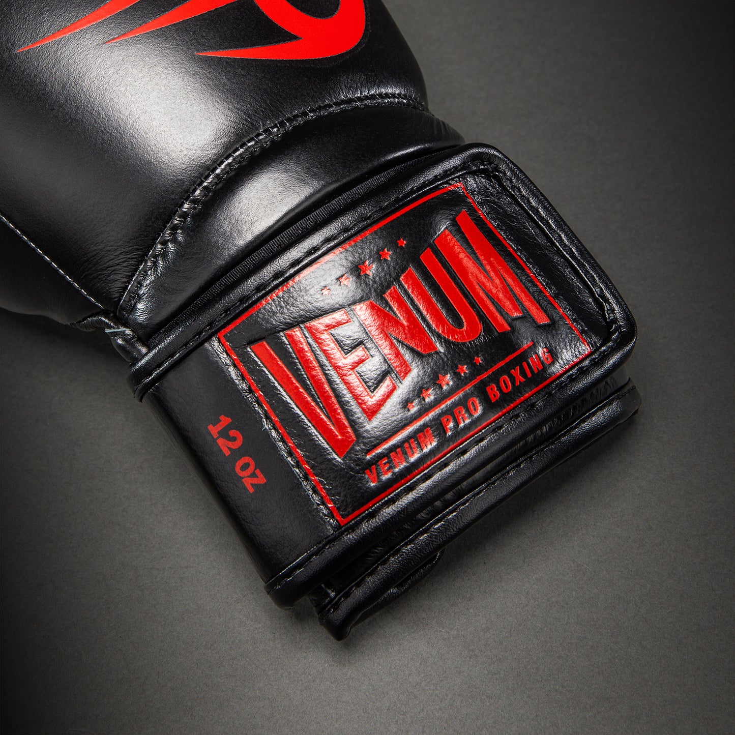 Venum Giant 2.0 Mike Tyson Pro Guantoni da Boxe – Nero/Rosso