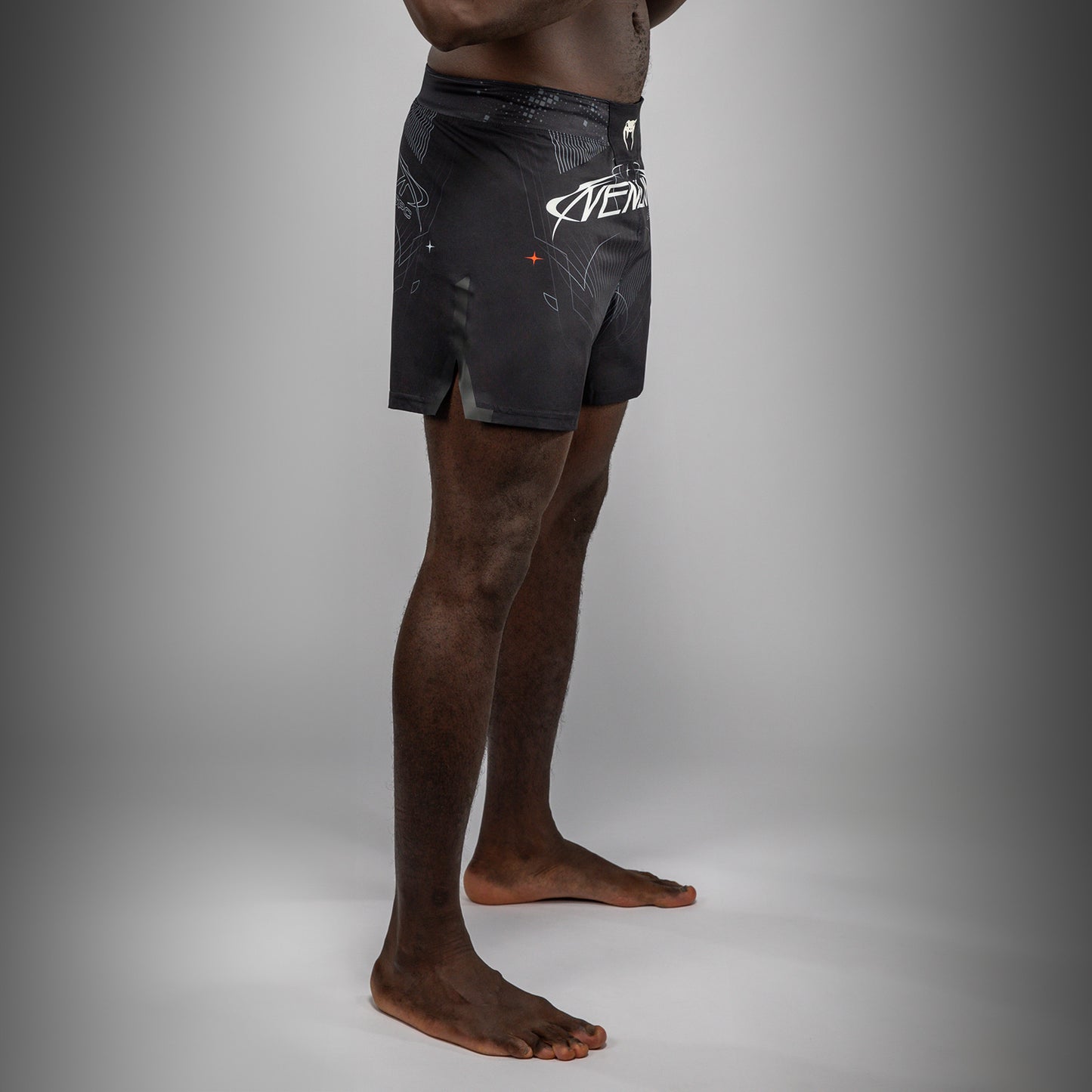 Venum Eclipse Pantaloncini da combattimento – Nero/Avorio