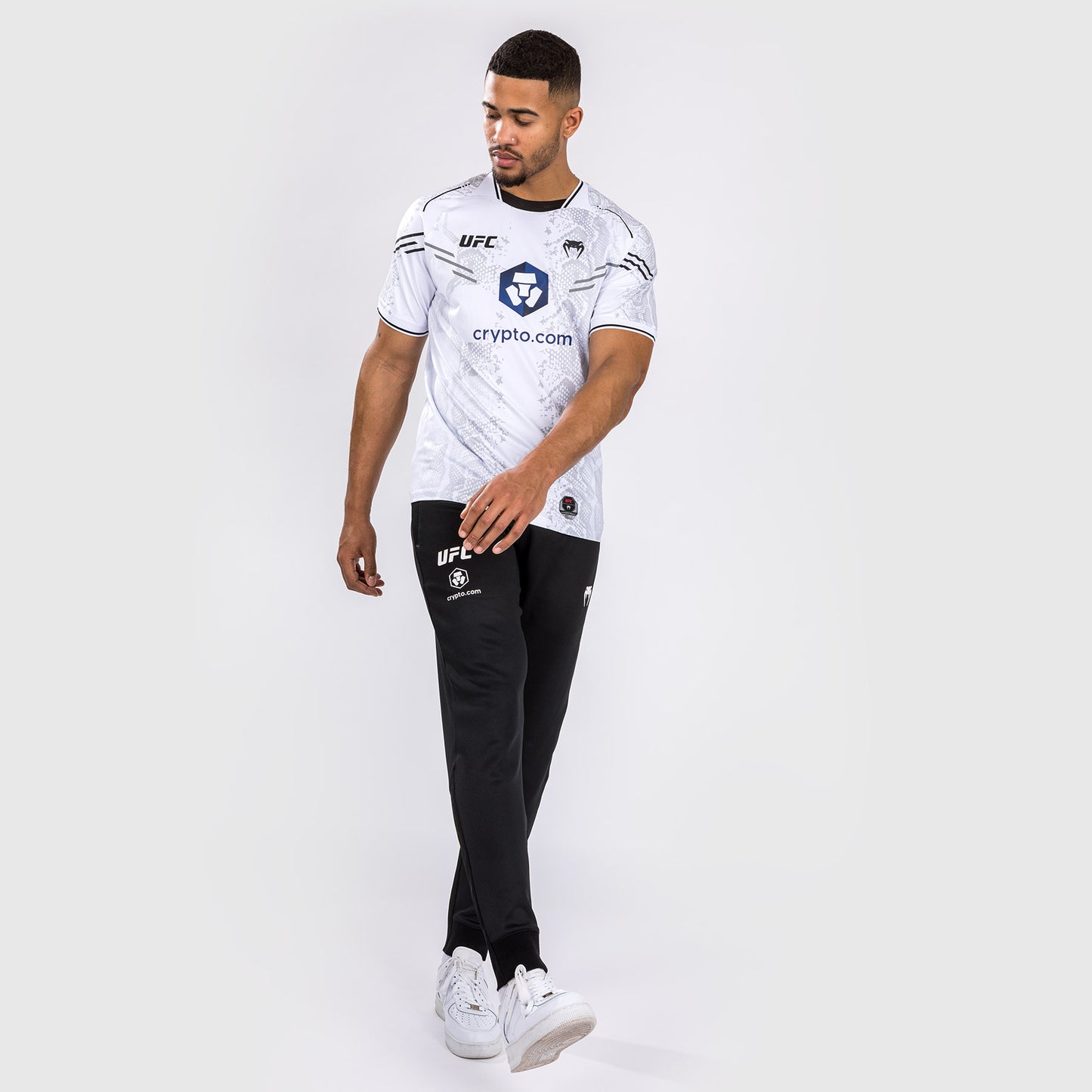 UFC Adrenaline by Venum Authentic Fight Night Maglia Dry Tech Personalizzata da Uomo - Bianco