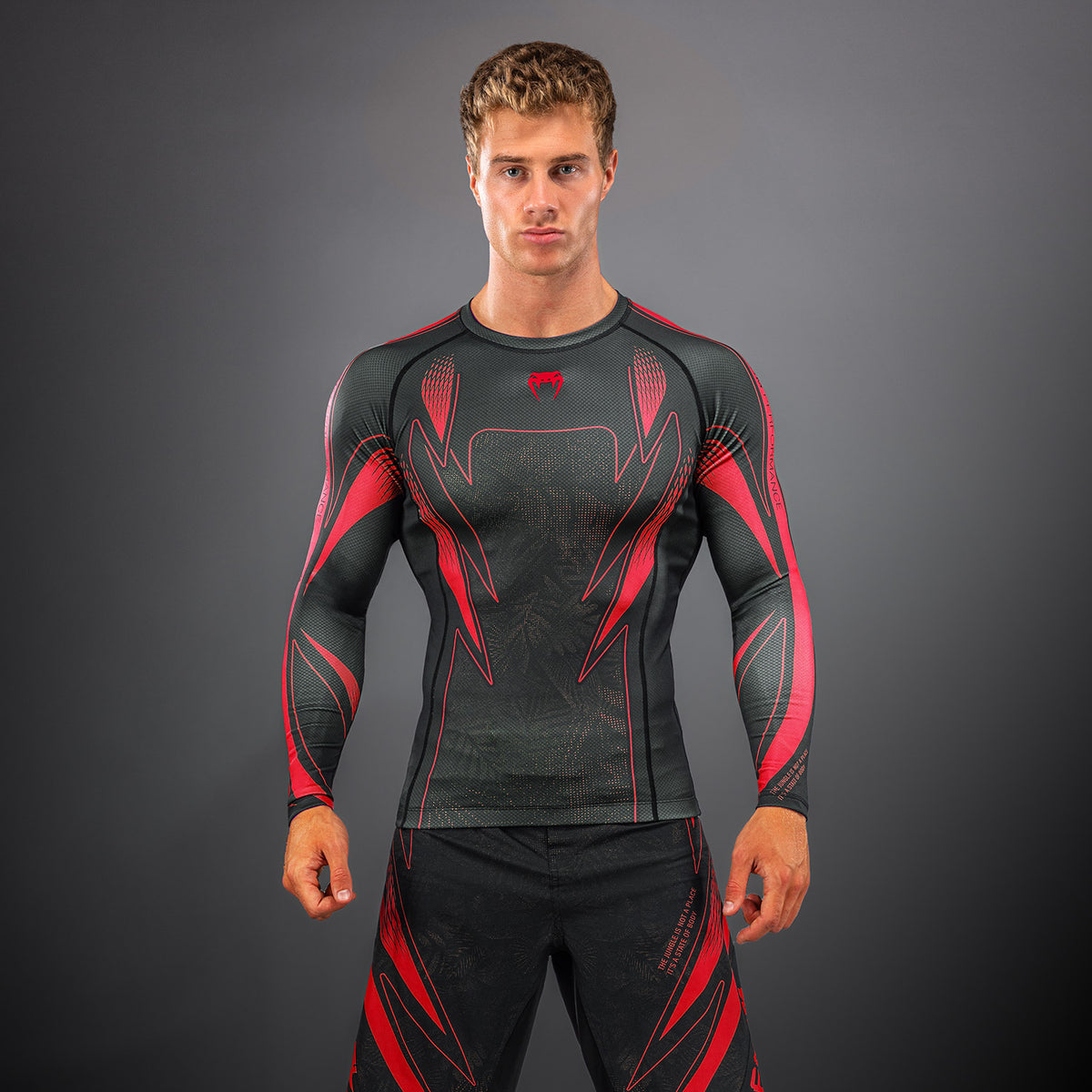 Venum Amazonia Reborn Maglia a compressione a maniche lunghe - Nero/Rosso