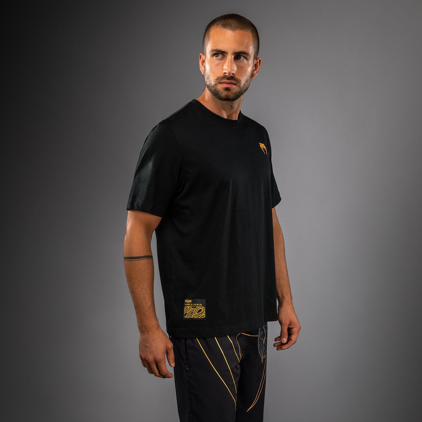 Venum Serpenti T-Shirt – Nero/Argento/Oro