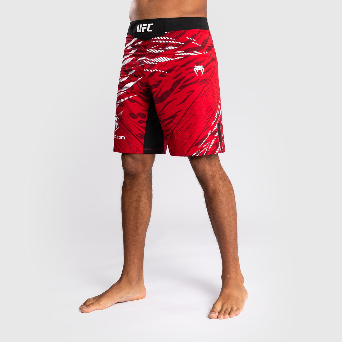 UFC Fusion by Venum Personalizzati Authentic Fight Night Shorts da Lotta per Uomo - Fit Largo - Rosso