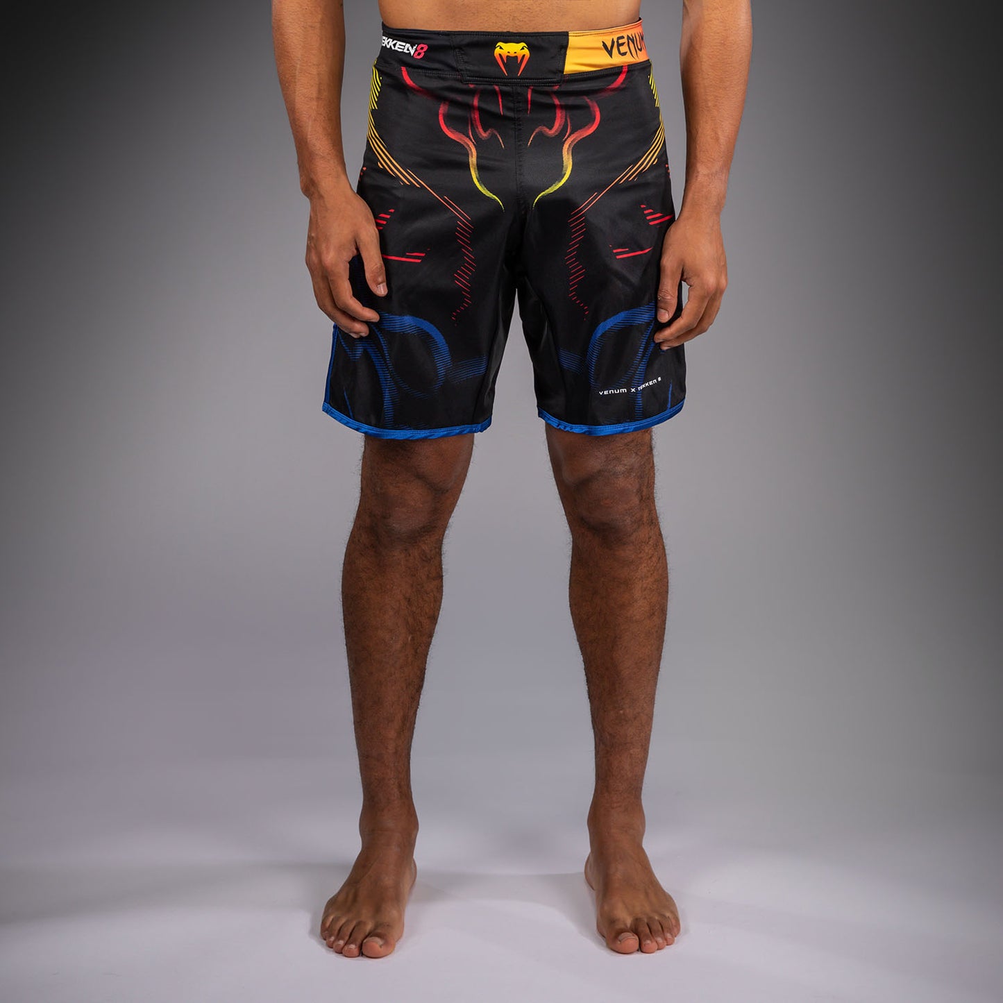 Venum x TEKKEN 8 Pantaloncini da Combattimento - Yoshimitsu - Nero/Arancione