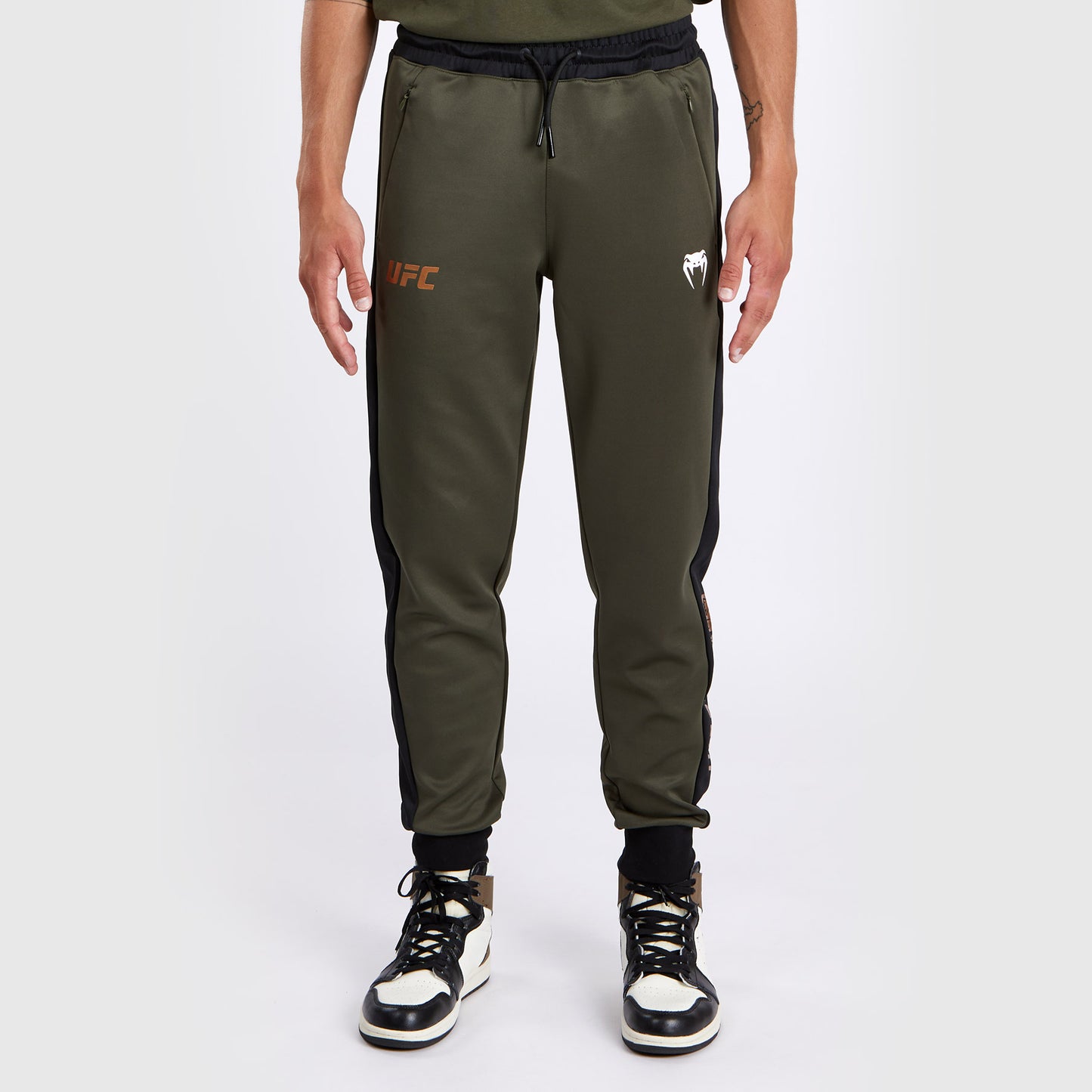 UFC Adrenaline by Venum Fight Week Pantaloni da jogging da Uomo - Khaki/Bronzo