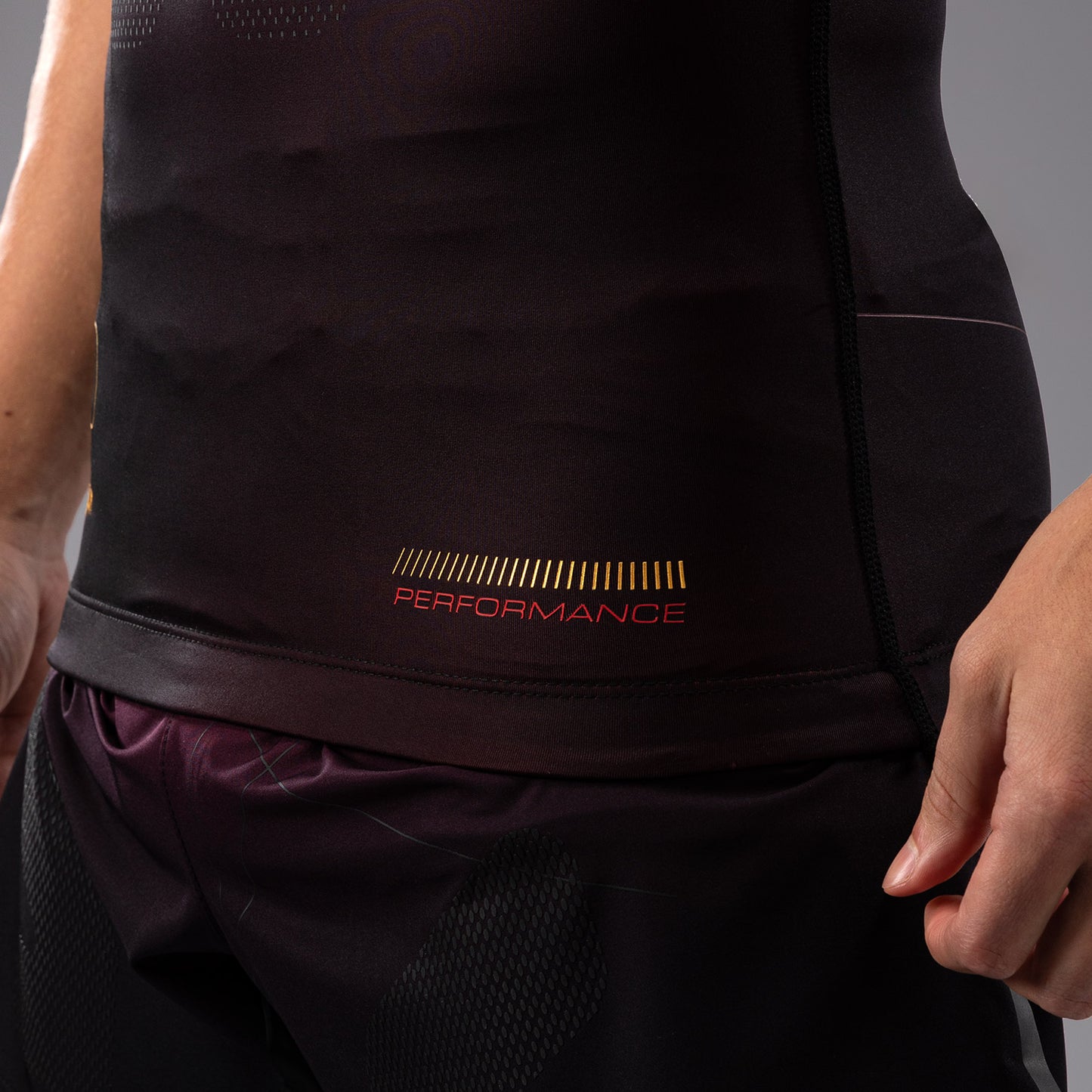 Venum Tactical XT Rashguard a maniche corte - Nero/Bordeaux/Oro