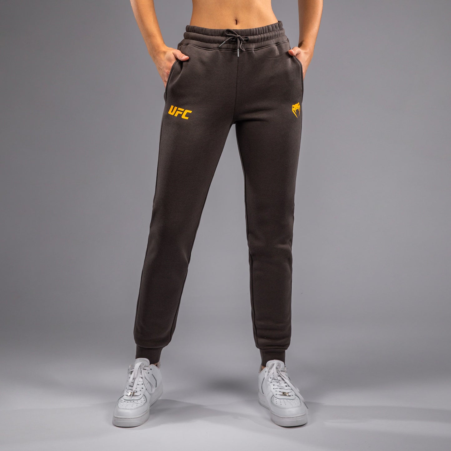 UFC Fusion by Venum Fight Week Pantaloni in Cotone per Donna - Marrone terra