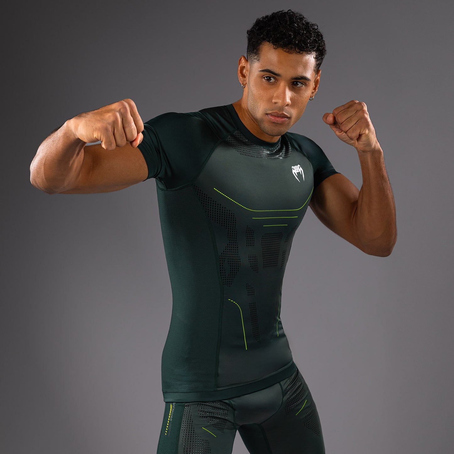 Venum Technical 3.0 Rashguard a Maniche Corte - Verde Foresta