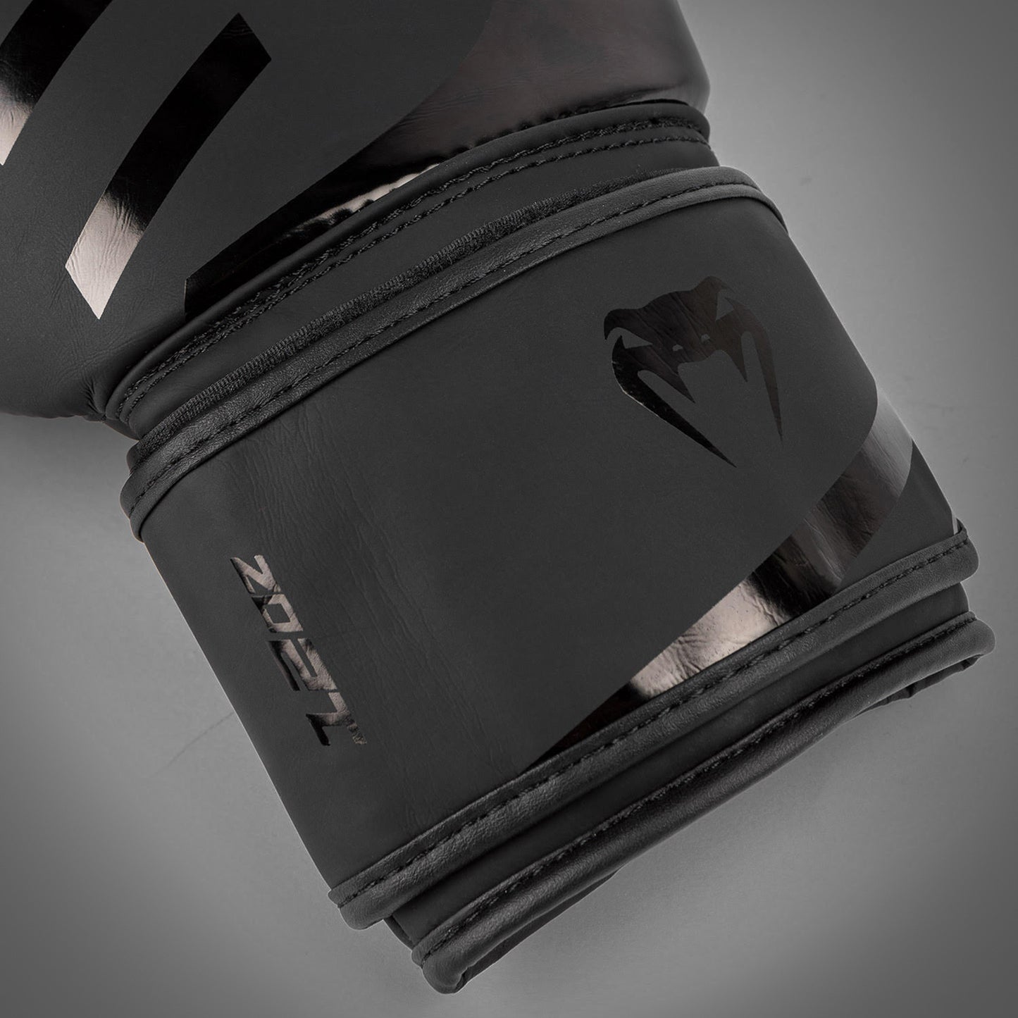 Venum Challenger 3.0 Guantoni da boxe Shockwave – Nero