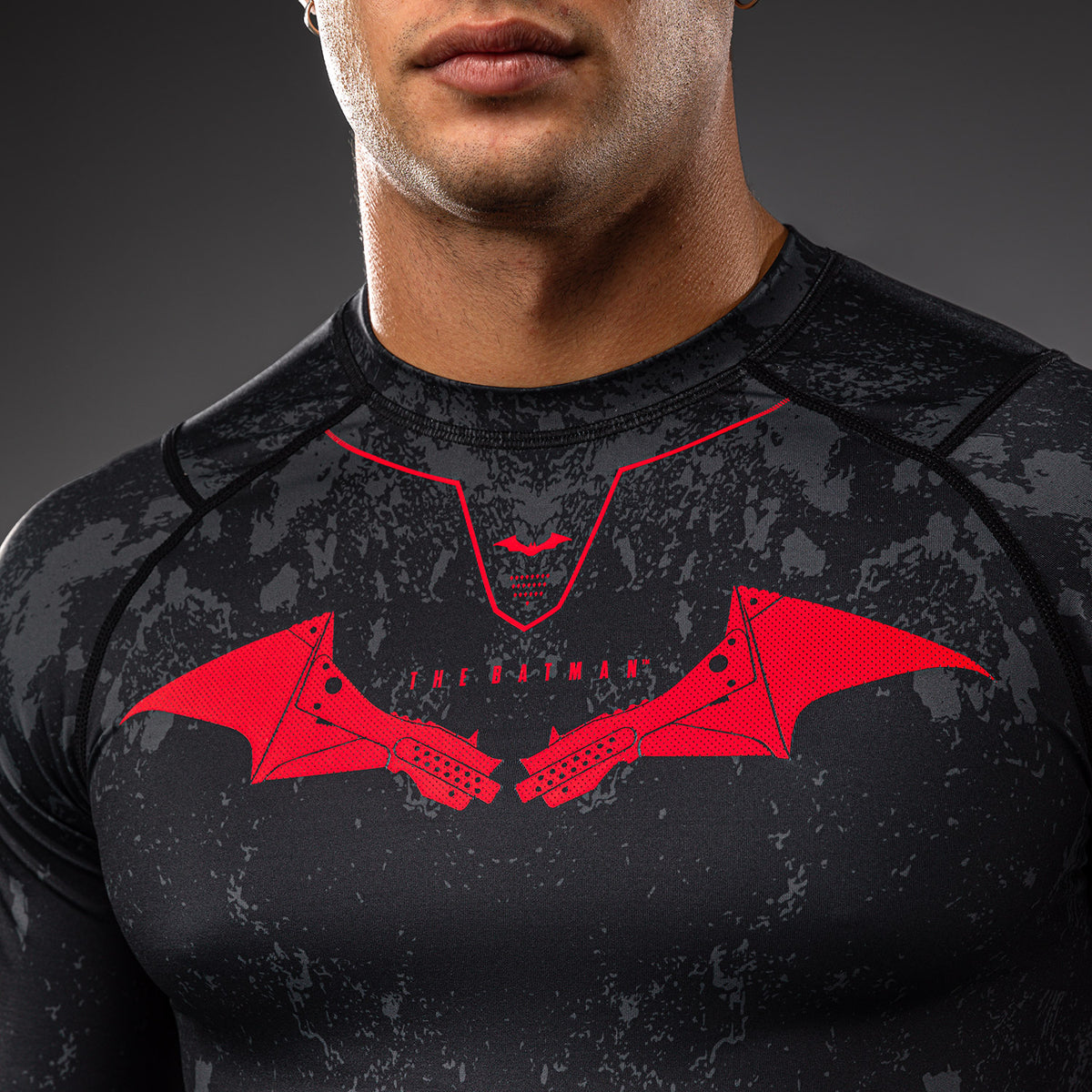 Venum x Batman Rashguard a maniche lunghe - Nero/Grigio/Rosso