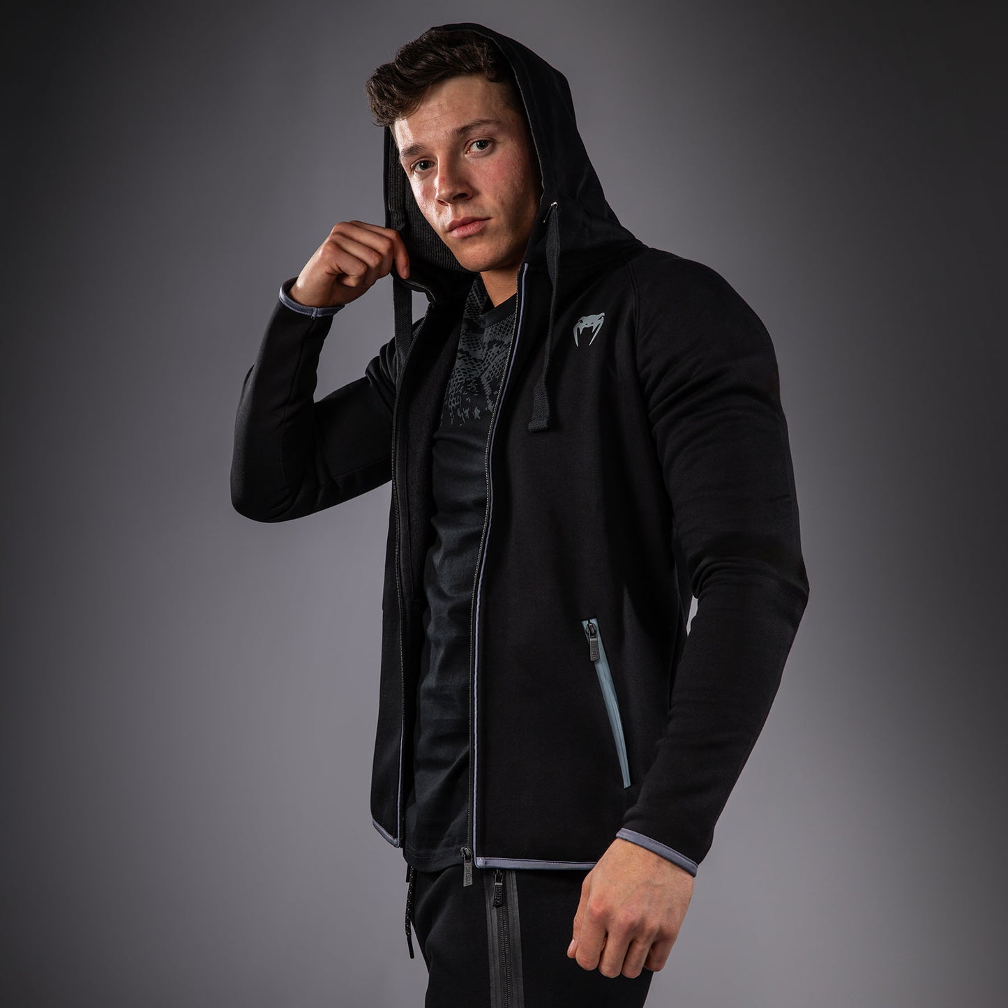 Venum Felpa con Cappuccio – Nero/Grigio