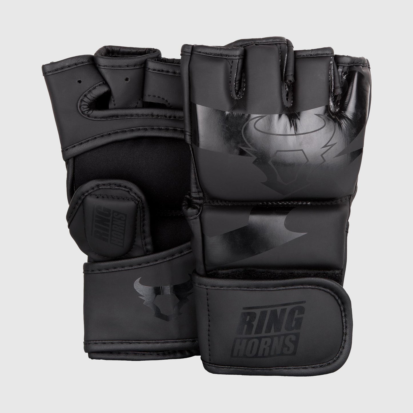 Venum Ringhorns Charger Guantoni da MMA - Nero/Nero
