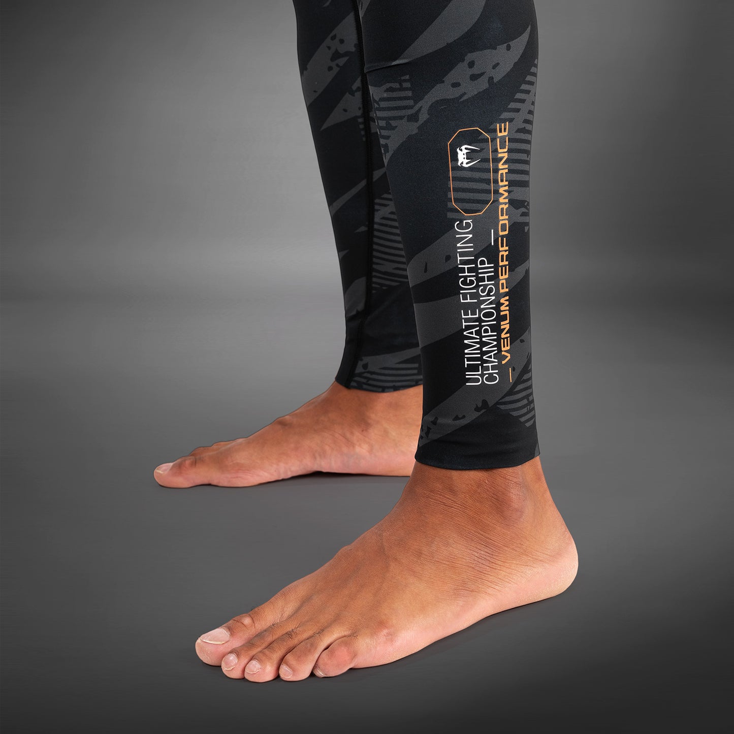 UFC Adrenaline by Venum Fight Week performance Pantaloni A Compressione - Urban Camo