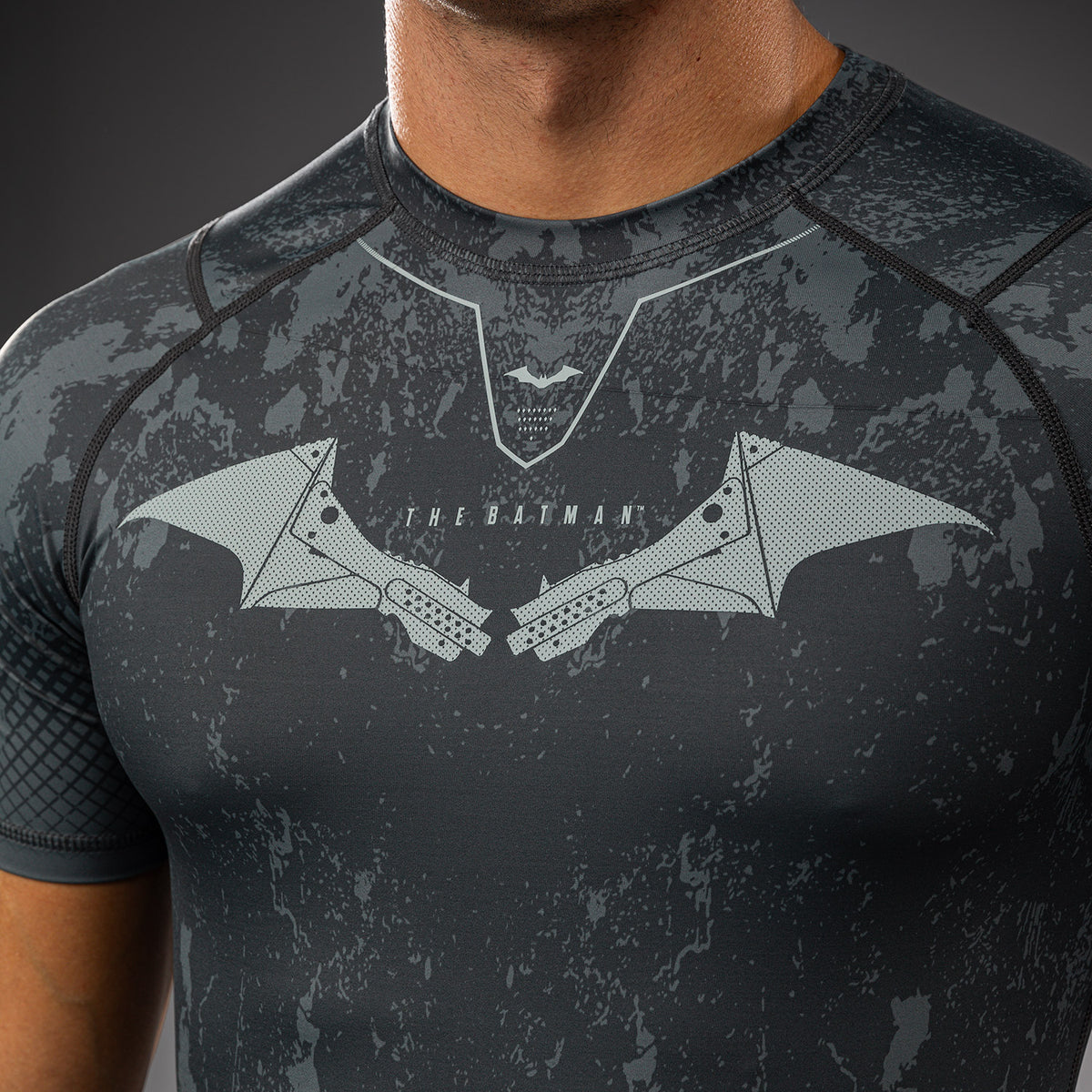 Venum x Batman Rashguard a maniche corte - Grigio