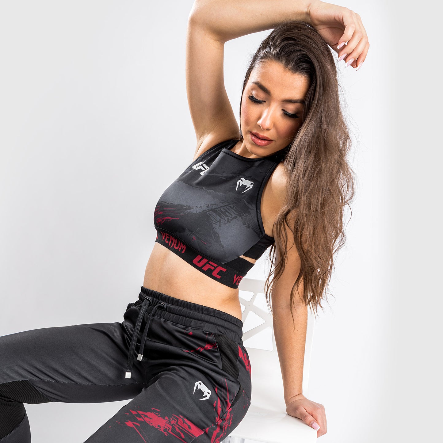 Pantaloni jogger UFC Venum Authentic Fight Week 2.0 - Donna - Nero/Rosso