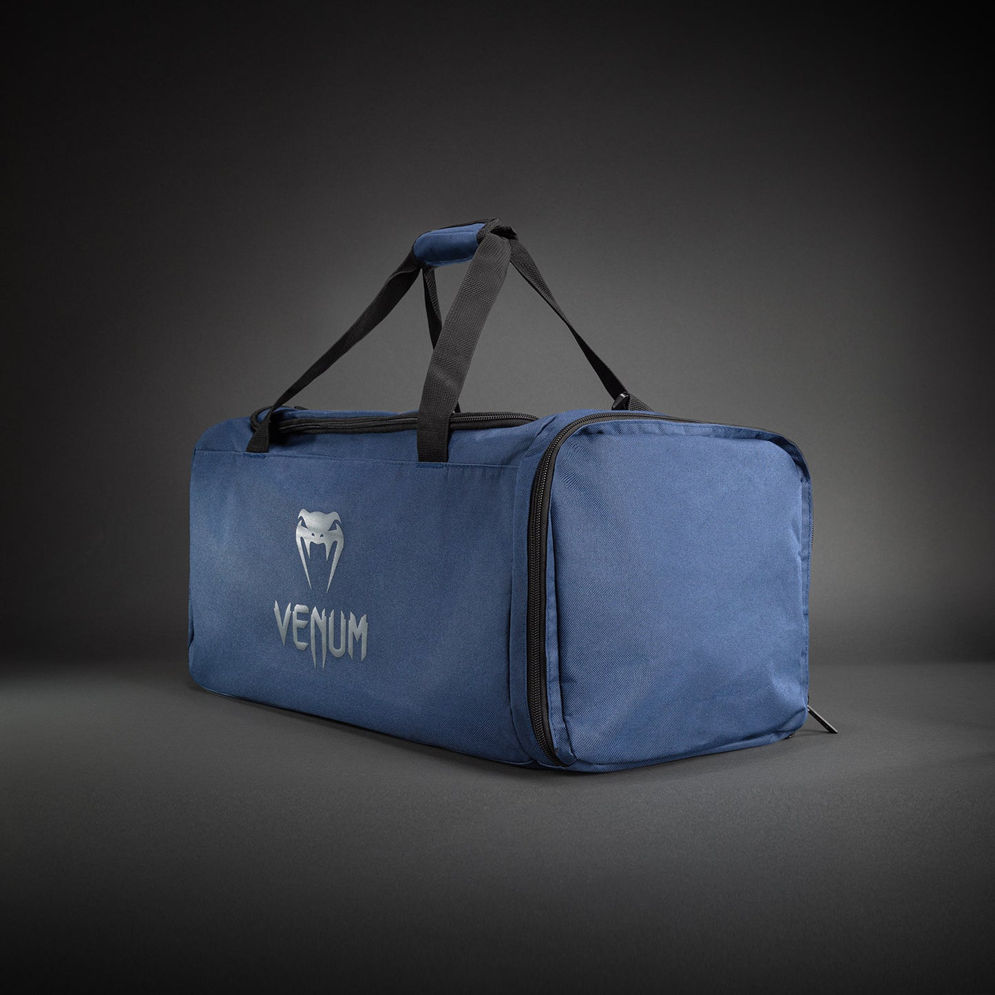 Venum Essential Borsa Sportiva (37 L) - Blu Navy