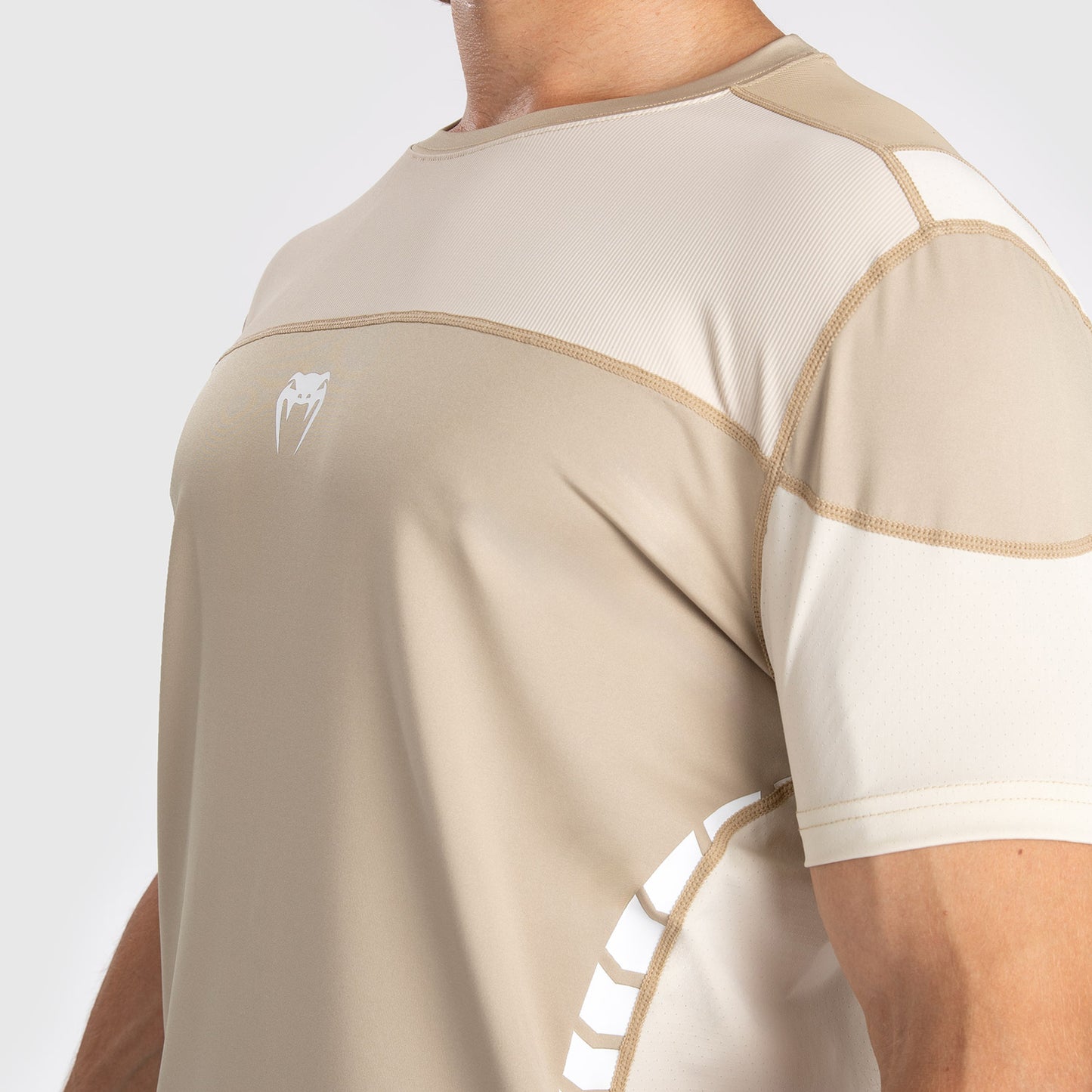 Venum Tempest Maglietta da Uomo Dry-Tech - Beige/Sabbia