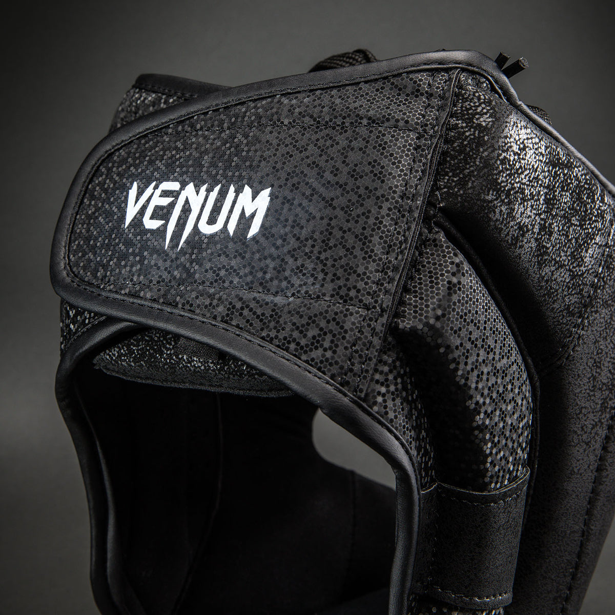Venum Stone 2.0 Casco Protettivo Nero