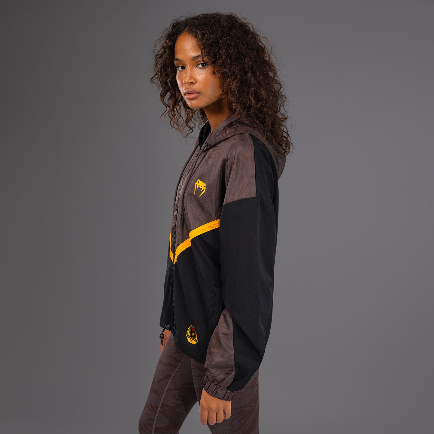 UFC Fusion by Venum Fight Week Felpa con Zip per Donna - Marrone terra