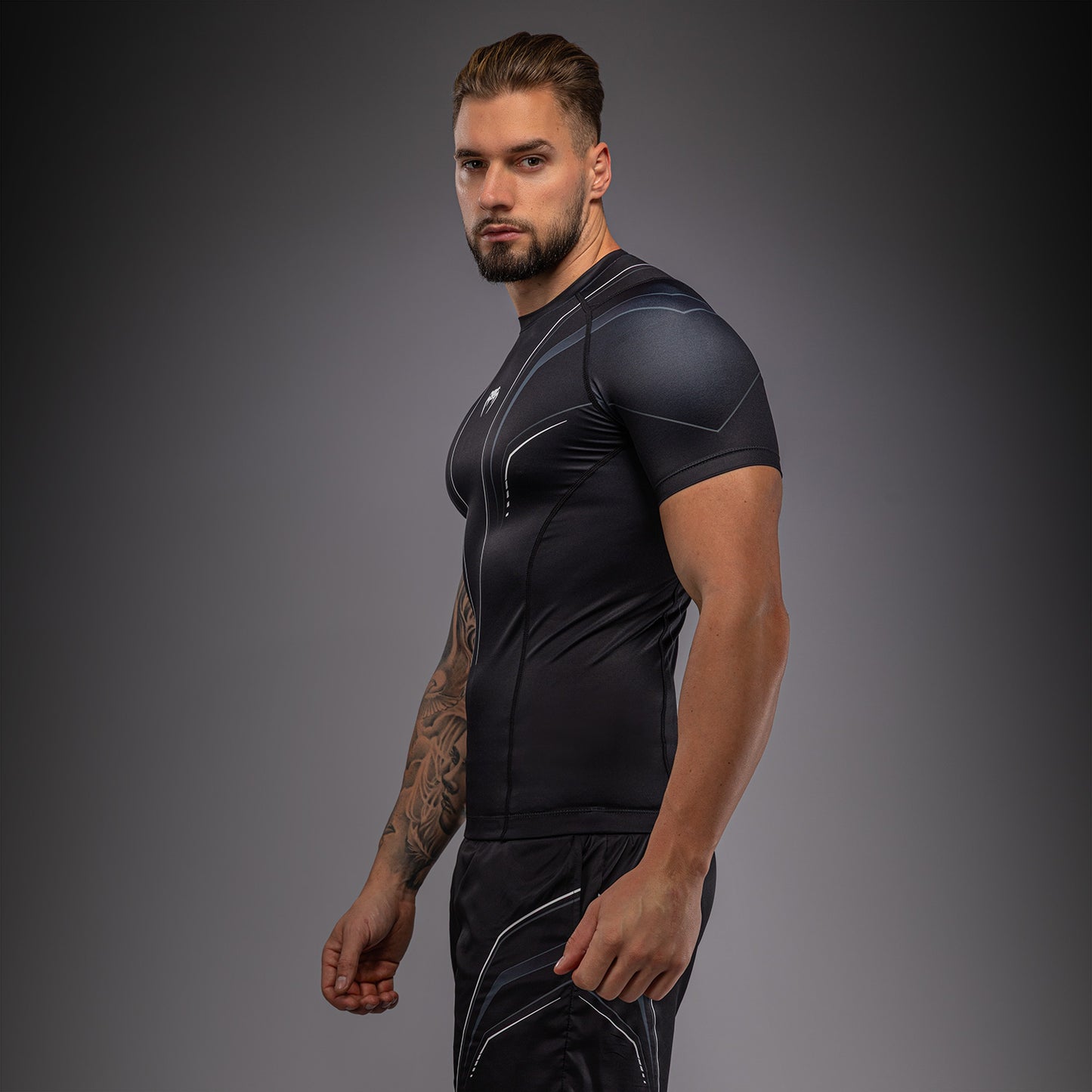 Venum Streamline Rashguard a Maniche Corte – Nero/Bianco