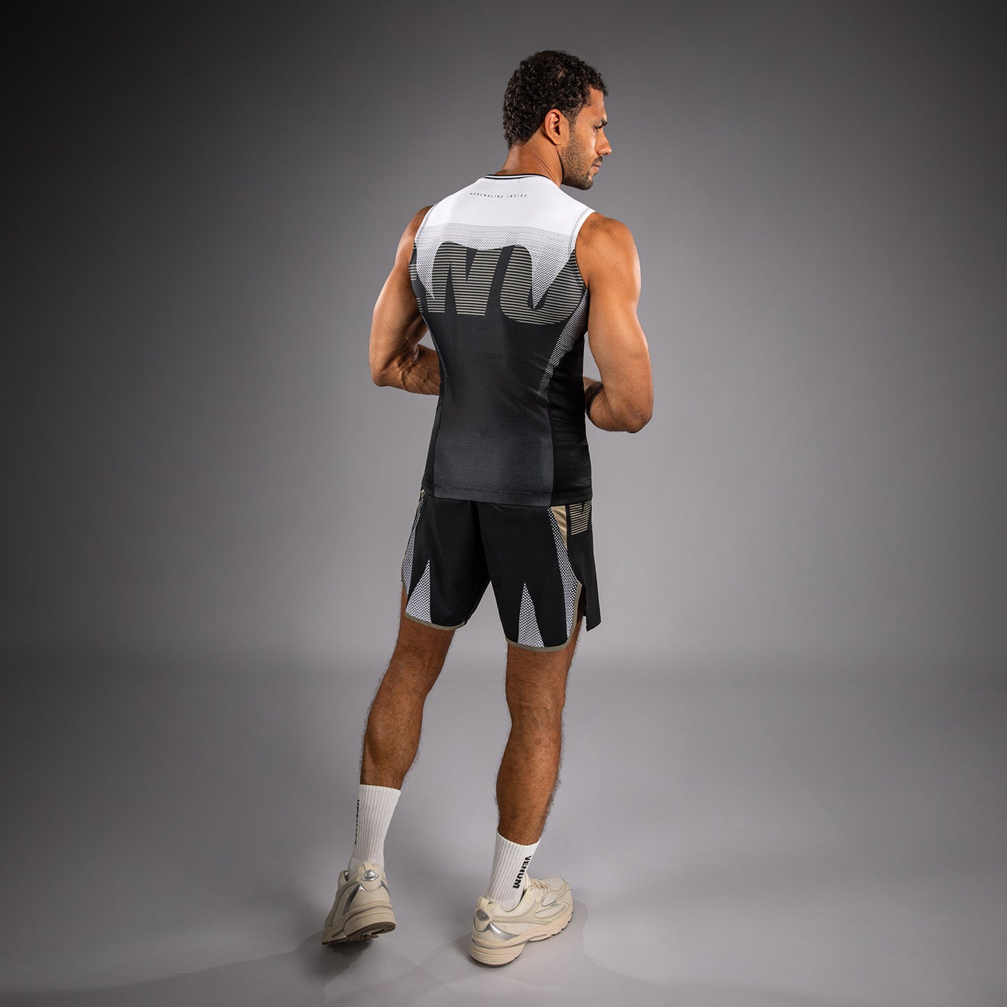 Venum Adrenaline Rashguard Senza Maniche – Nero/Sabbia