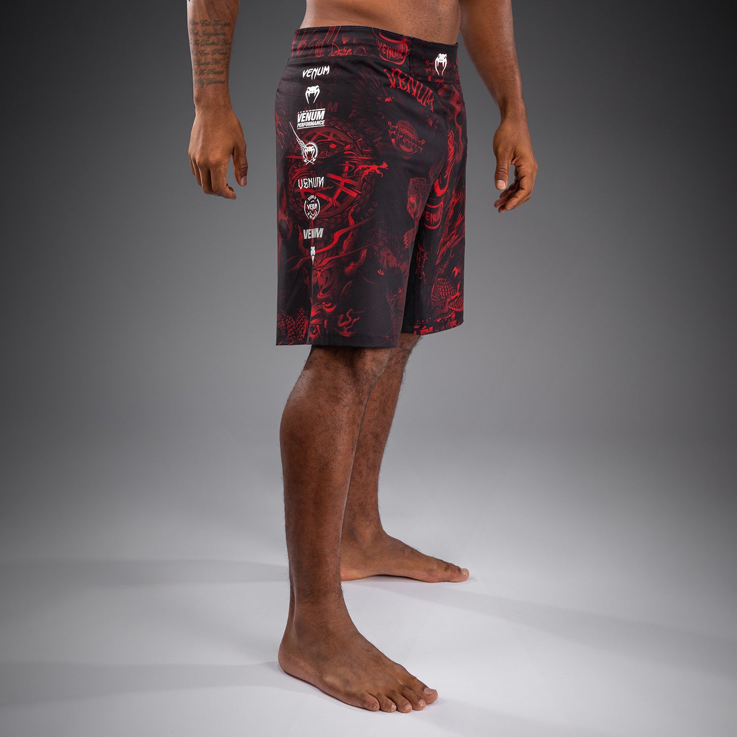 Venum 20th Anniversary Pantaloncini da Combattimento - Nero/Rosso