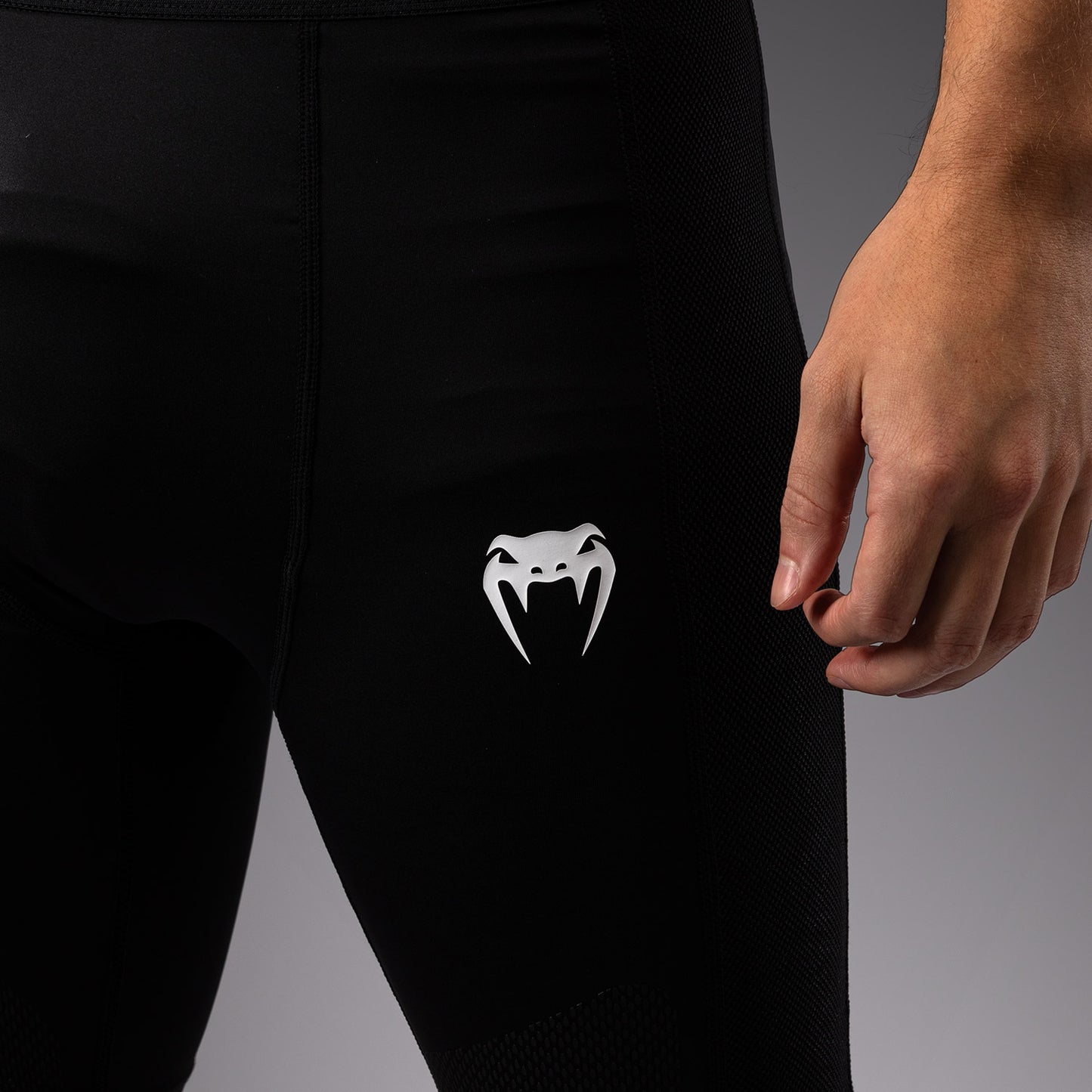 Venum Tactical XT Pantaloncini a compressione - Nero/Rosso fuoco