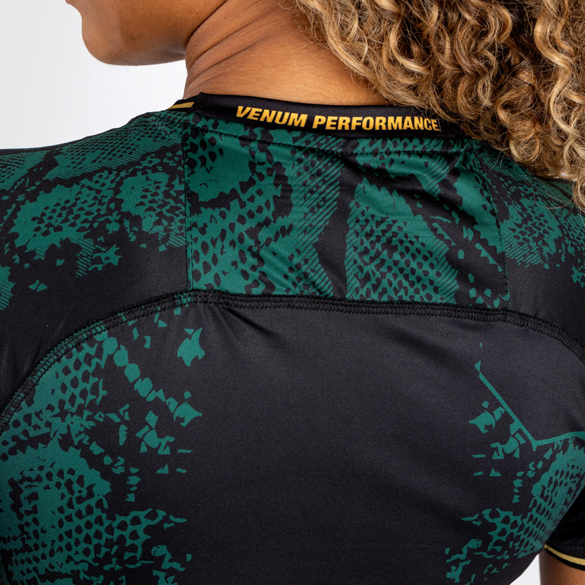 UFC Adrenaline by Venum Personalized Authentic Fight Night Maglia Walkout da donna - Emerald Edition - verde/nero/oro