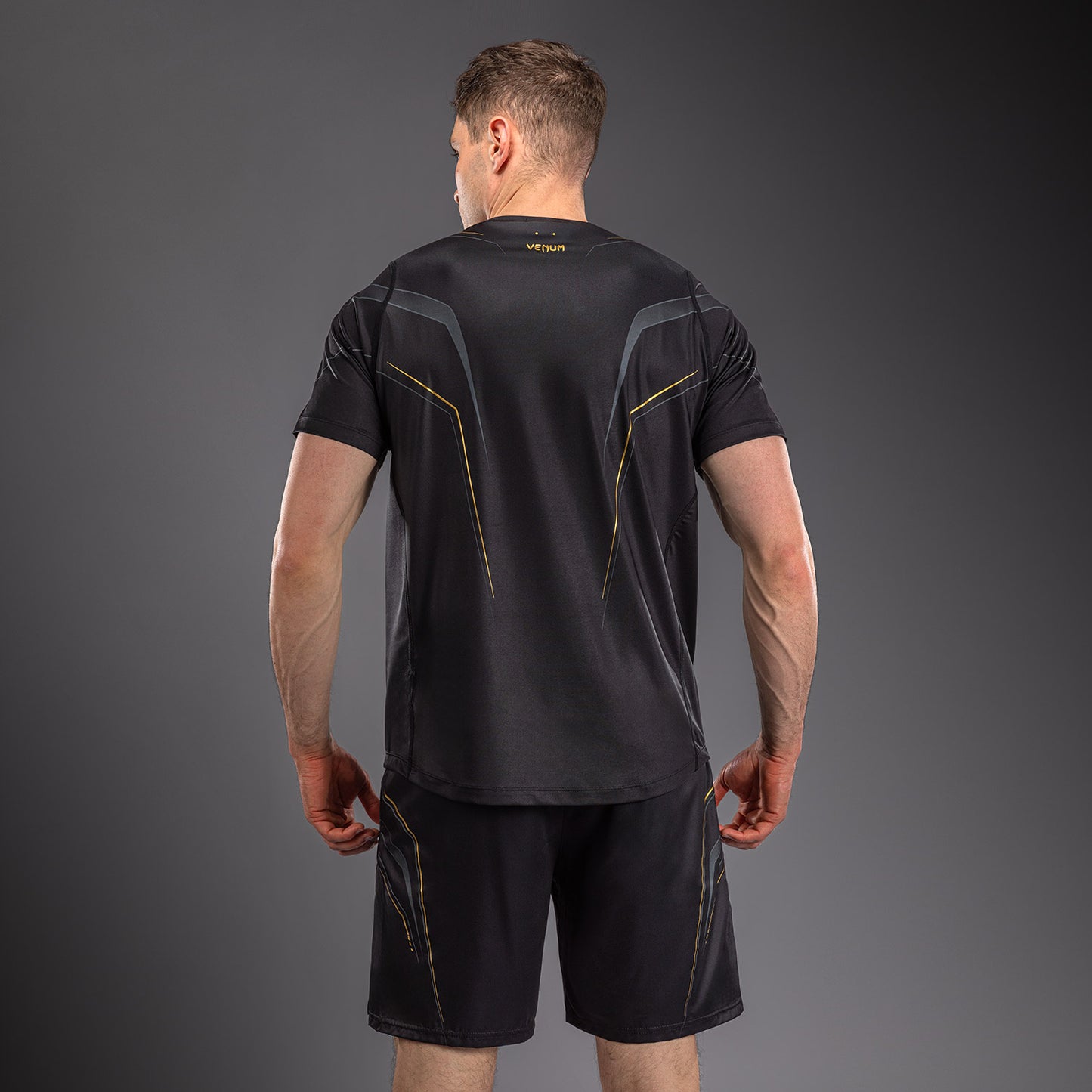 Venum Streamline Maglietta Dry Tech – Nero/Oro