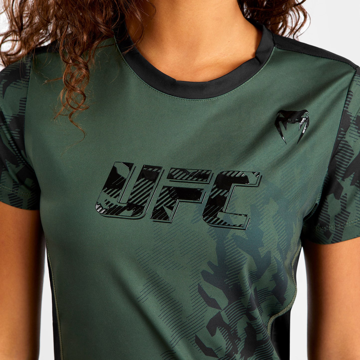 Venum UFC Authentic Fight Week T-shirt Performance a Maniche Corte da Donna – Kaki