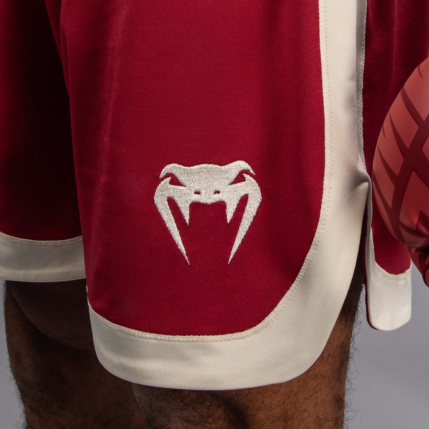 Venum Classic Pantaloncini da boxe – Rosso Rubino/Avorio
