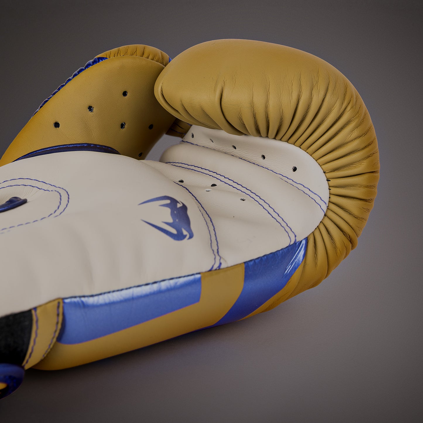 Venum Elite Guanti da Boxe - Camel - Edizione speciale