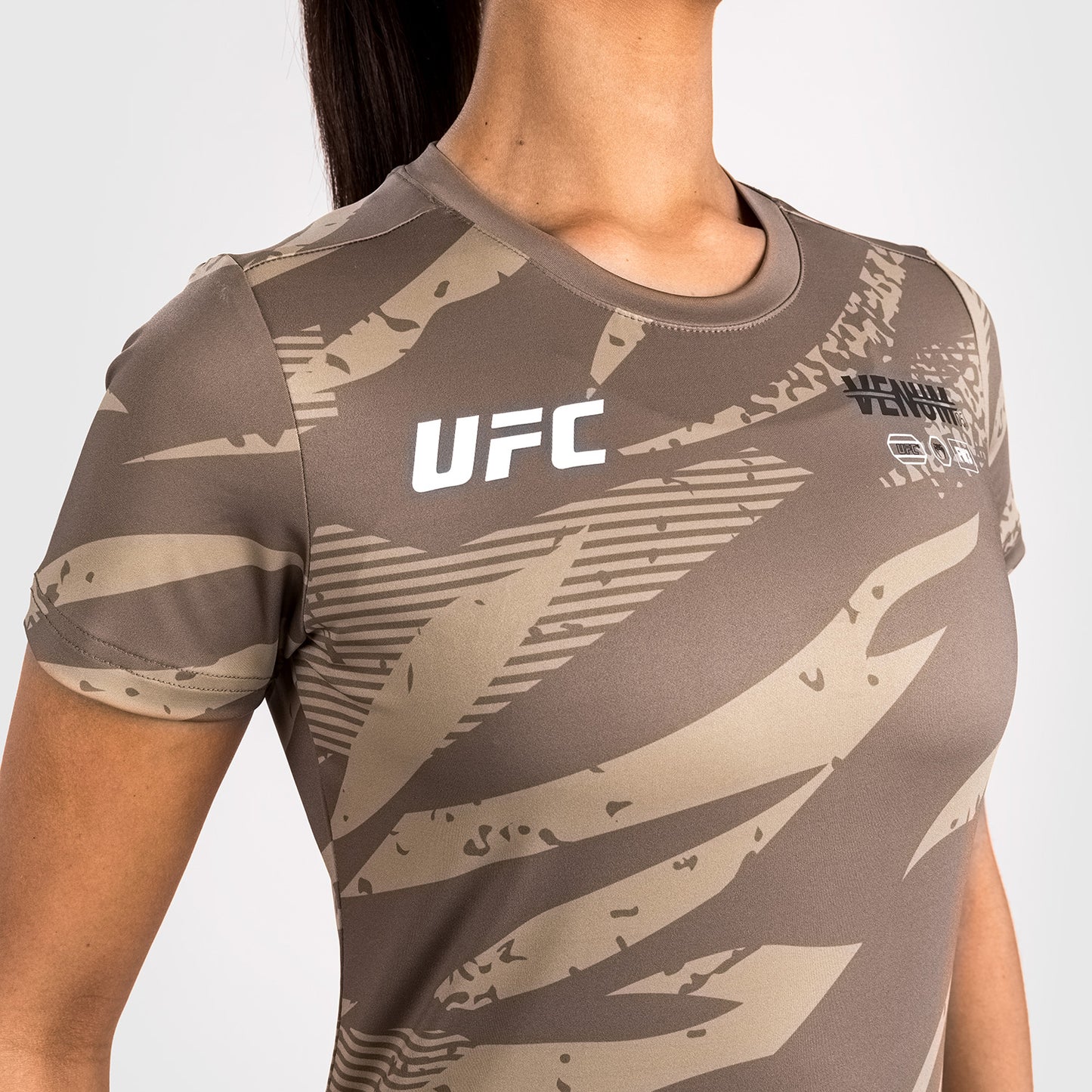 UFC Adrenaline by Venum Fight Week Maglietta Donna Dry-Tech - Desert Camo