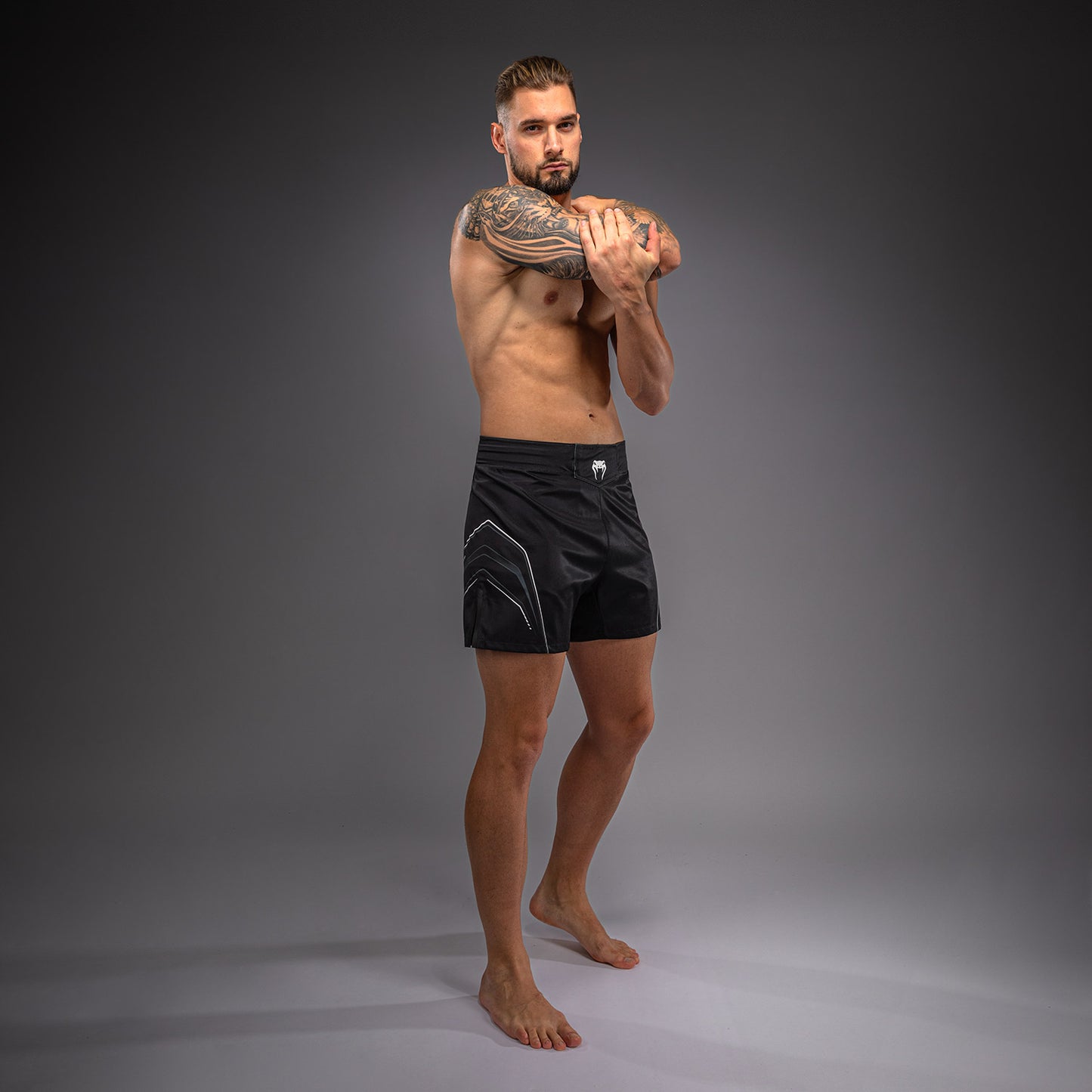 Venum Streamline Pantaloncini da Combattimento – Nero/Bianco