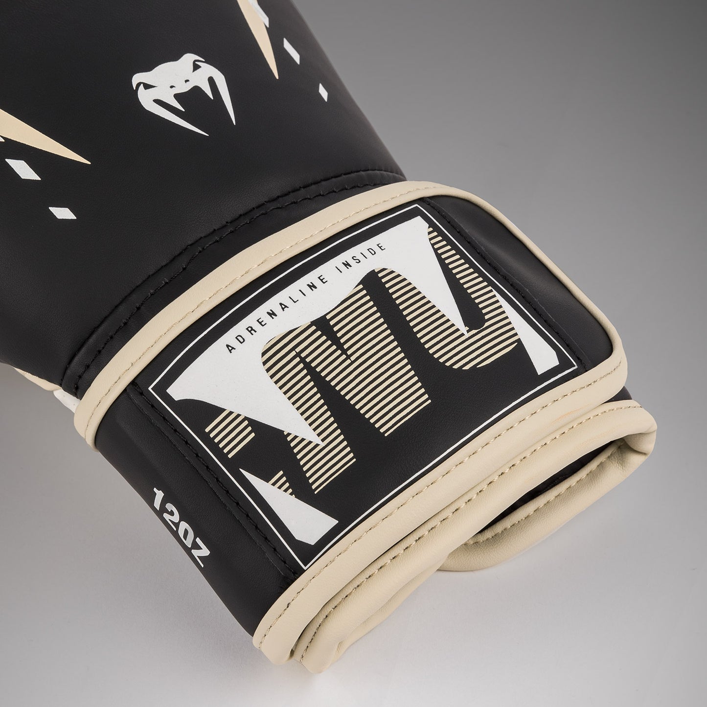 Venum Adrenaline Guantoni da Boxe – Nero/Avorio