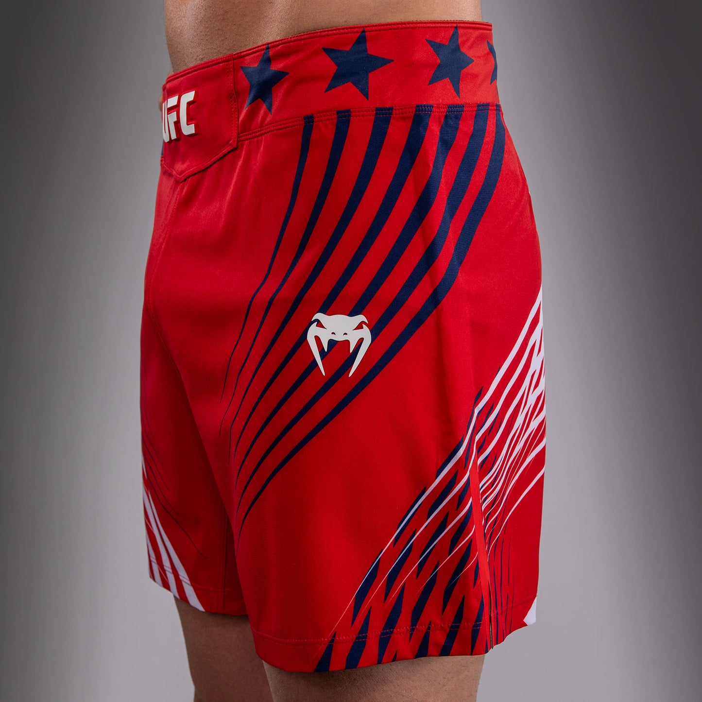 Official UFC Freedom 250 by Venum Personalizzato Authentic Fight Night Pantaloncini da combattimento taglio corto da uomo - Rosso