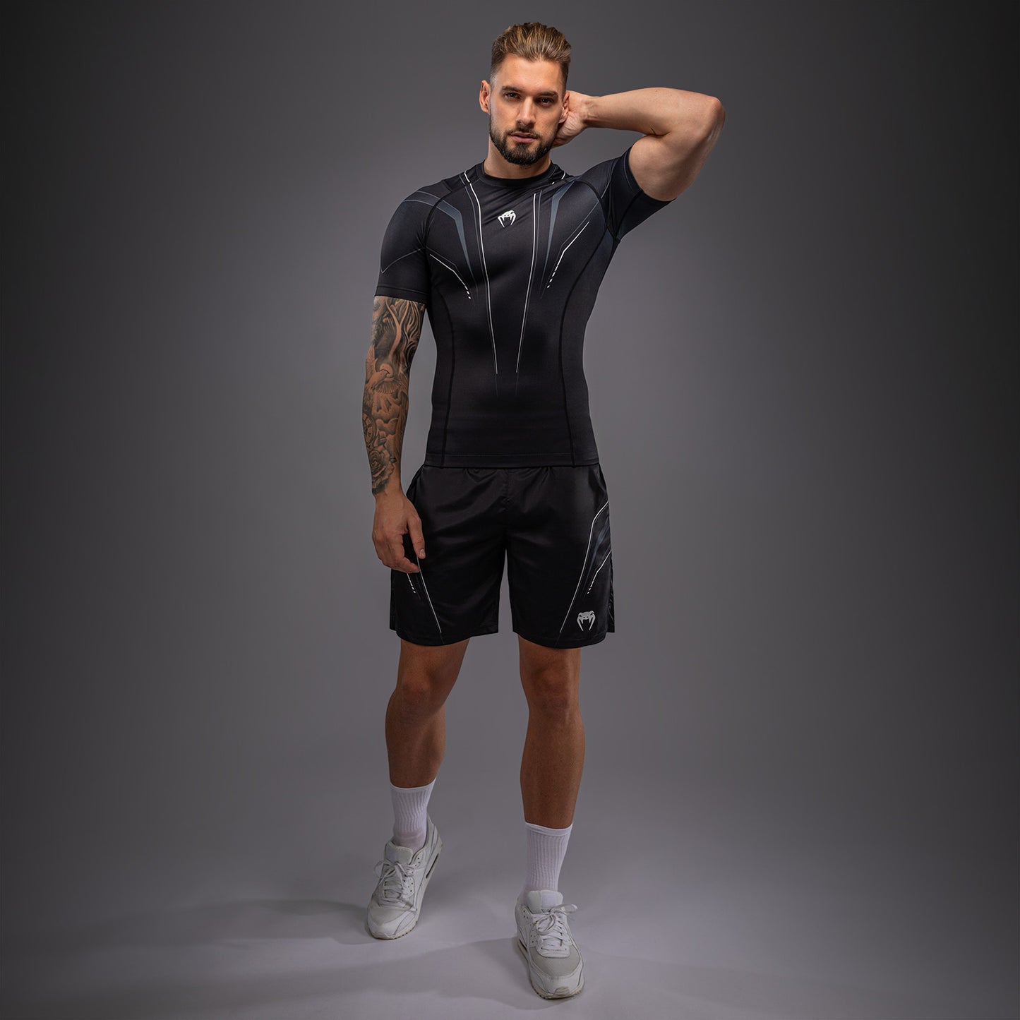 Venum Streamline Rashguard a Maniche Corte – Nero/Bianco