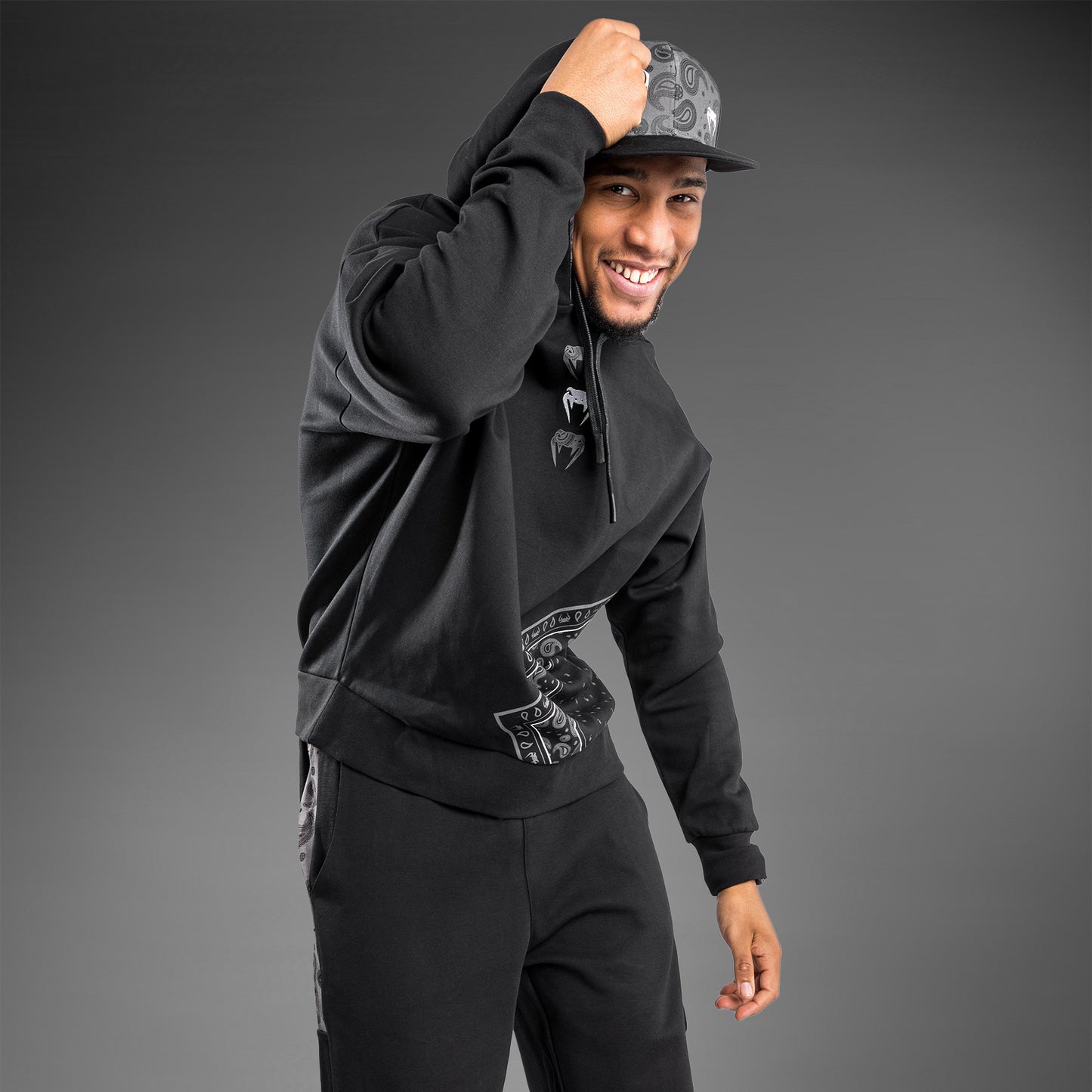 Felpa con cappuccio Venum Cali 34 XL - Oversize -Nero