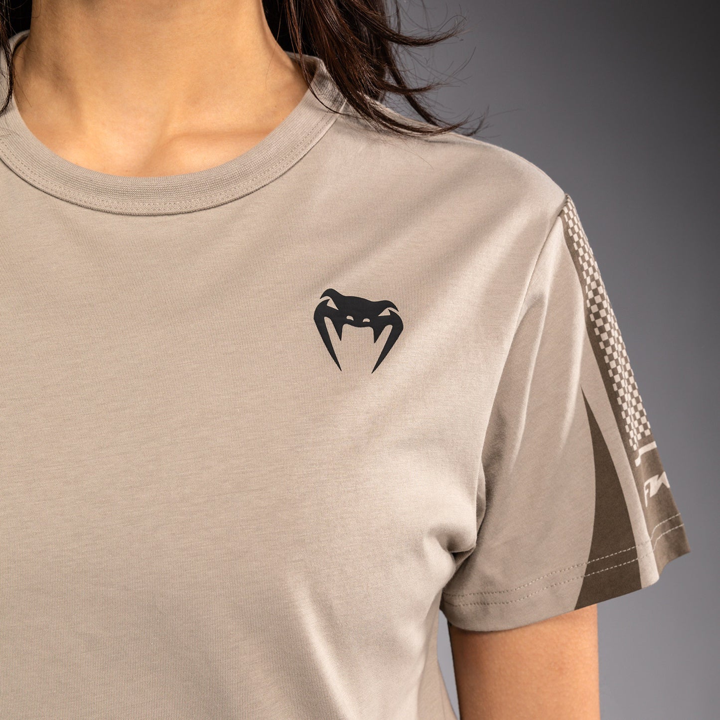 Venum UFC Unity by Venum Authentic Fight Week T-shirt a Maniche Corte da Donna - Sabbia