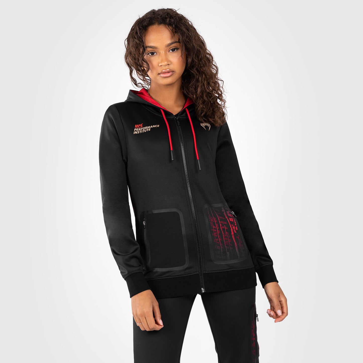 UFC Venum Performance Institute 2.0 Felpa con Cappuccio da Donna - Nero/Rosso