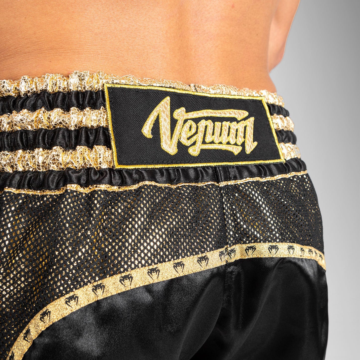 Venum Absolute 2.0 Pantaloncini da Muay Thai - Neri/Oro