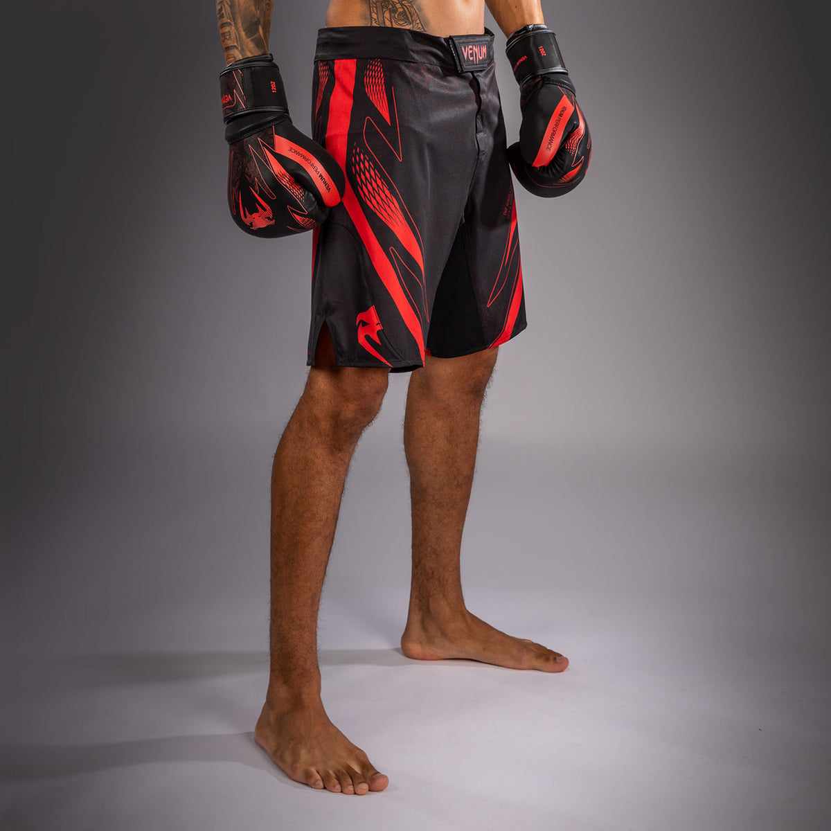 Venum Amazonia Reborn Pantaloncini da MMA - Nero/Rosso