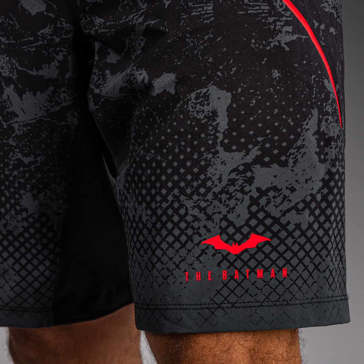 Venum x Batman Fightshort - Nero/Grigio/Rosso