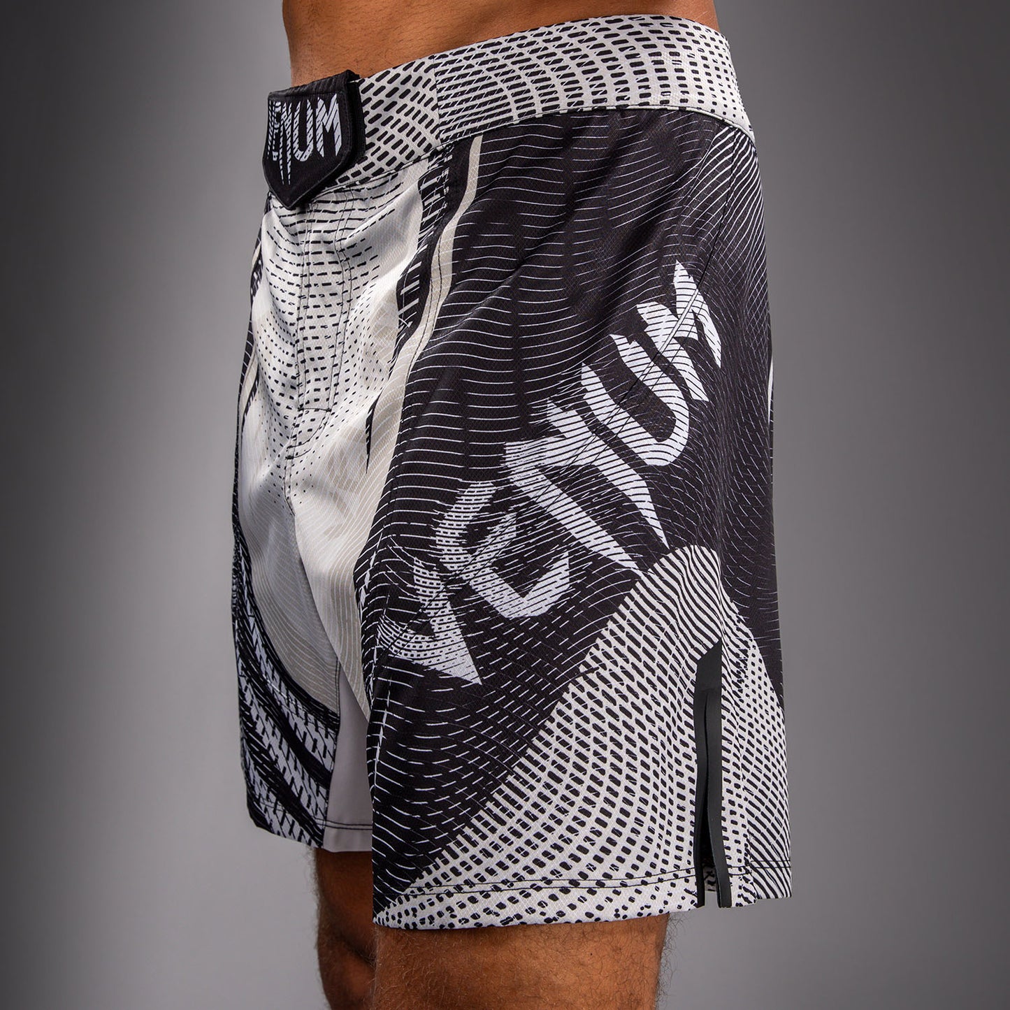 Venum Galactic 3.0 Pantaloncini da Combattimento - Bianco Sporco/Nero