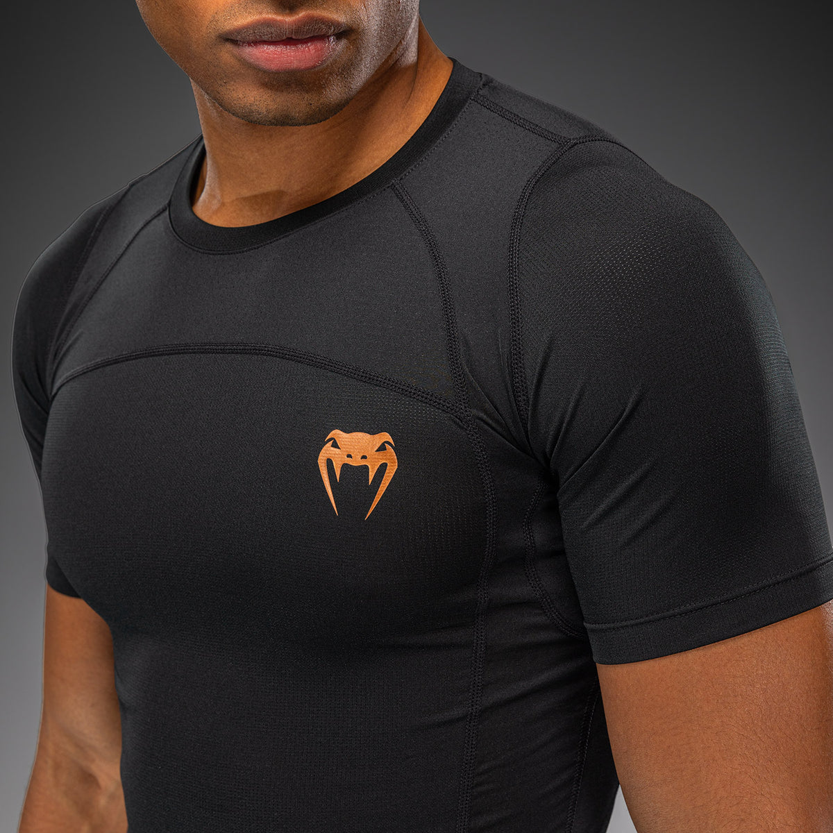 Venum G-Fit Revolution Rashguard a maniche corte - Nero/Rame