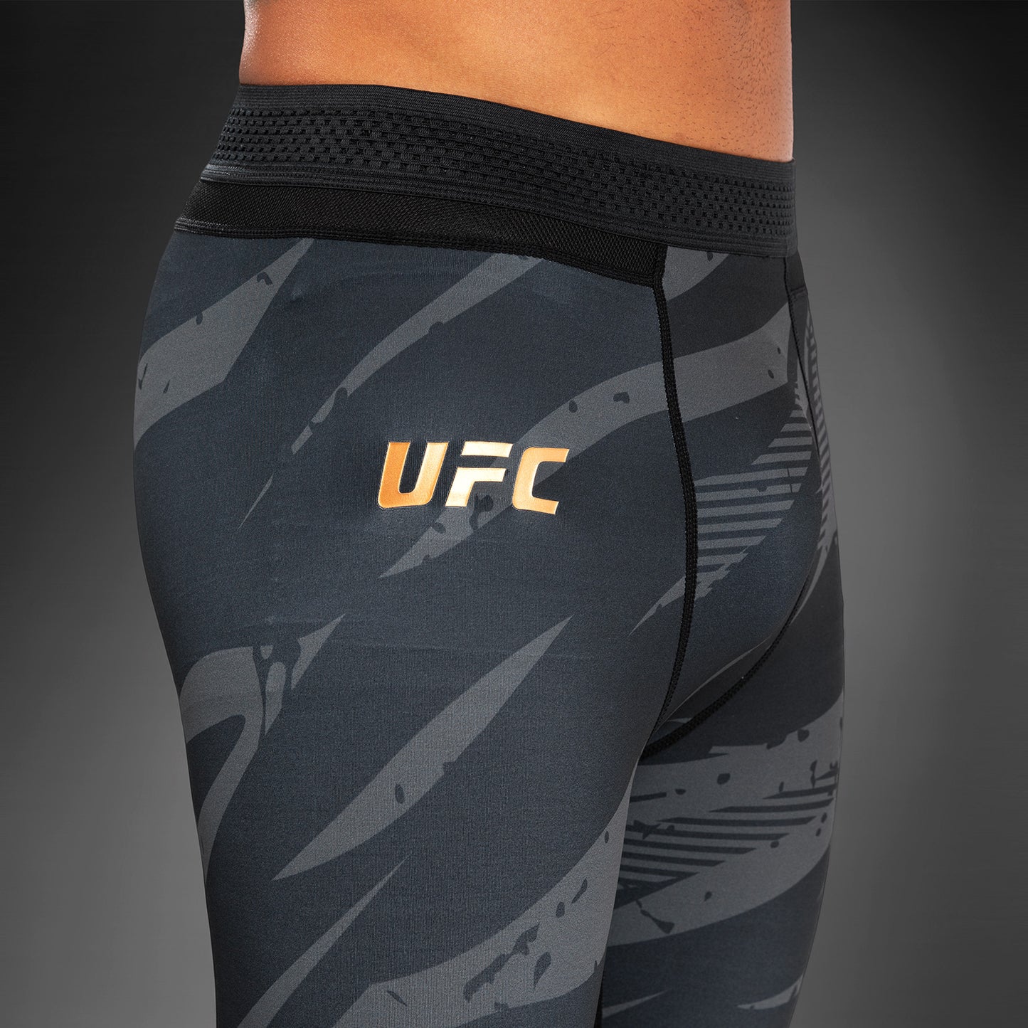 UFC Adrenaline by Venum Fight Week performance Pantaloni A Compressione - Urban Camo